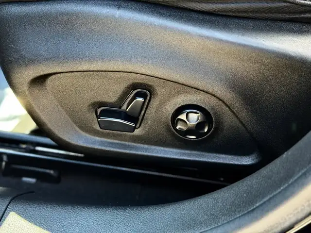 Jeep Compass view 14
