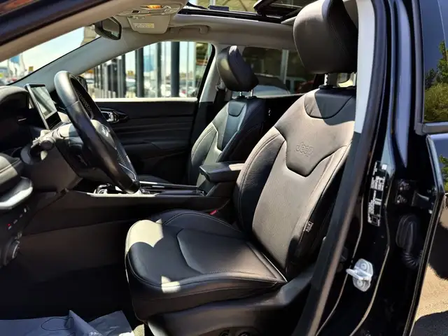Jeep Compass view 15