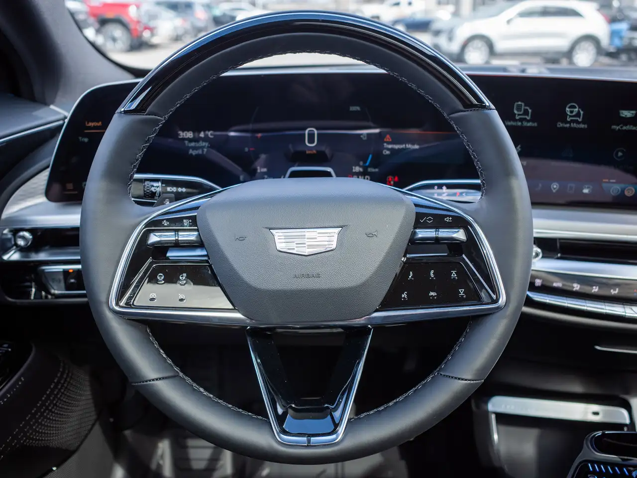 Cadillac Lyriq снимка Cadillac Lyriq