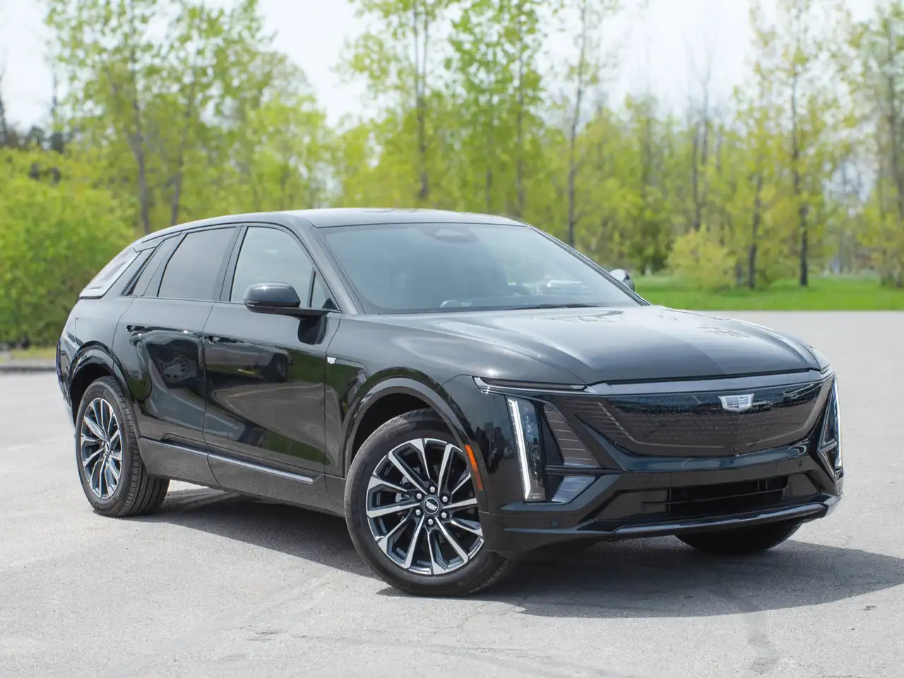 Cadillac Lyriq снимка Cadillac Lyriq