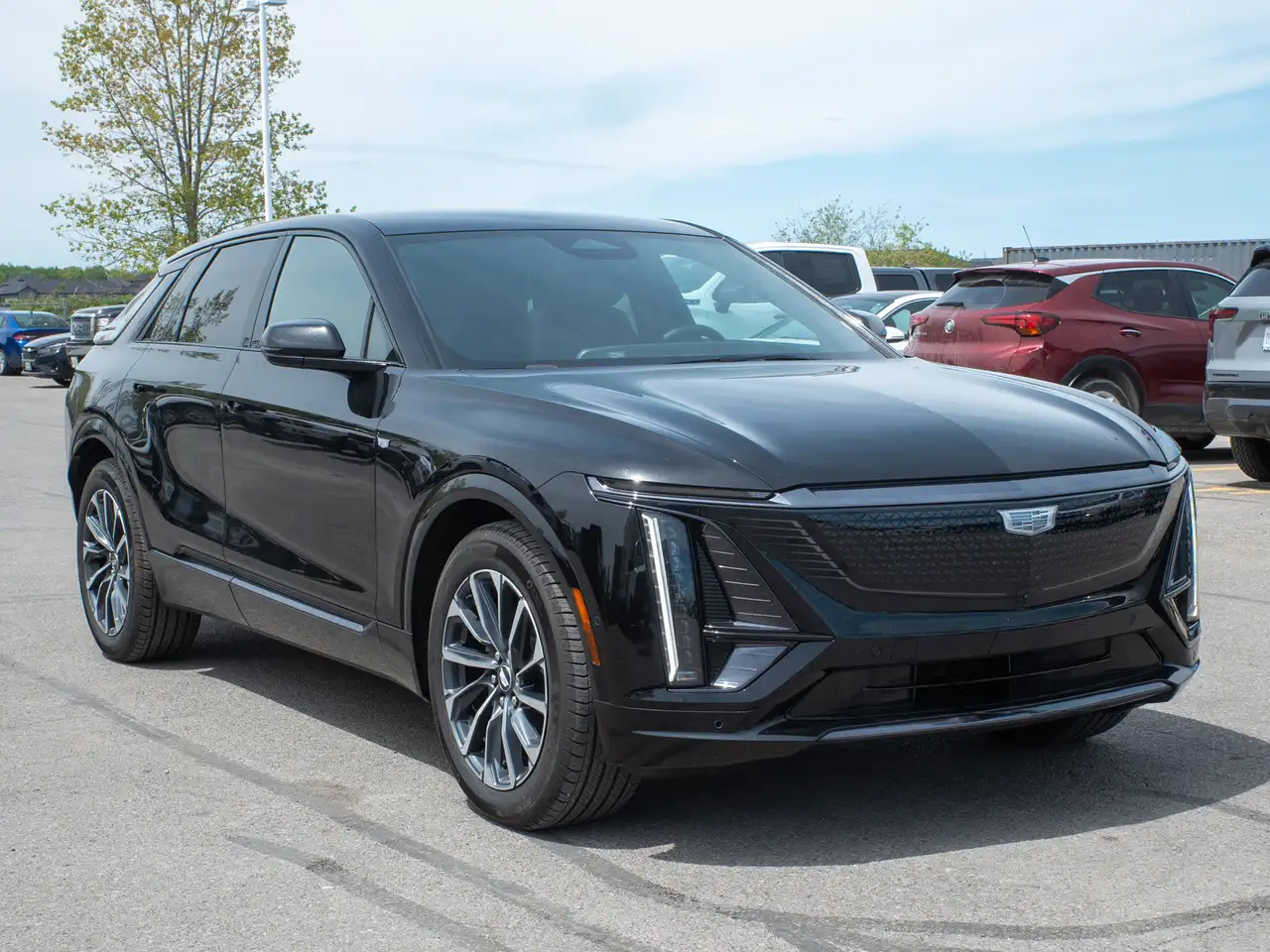Cadillac Lyriq снимка Cadillac Lyriq
