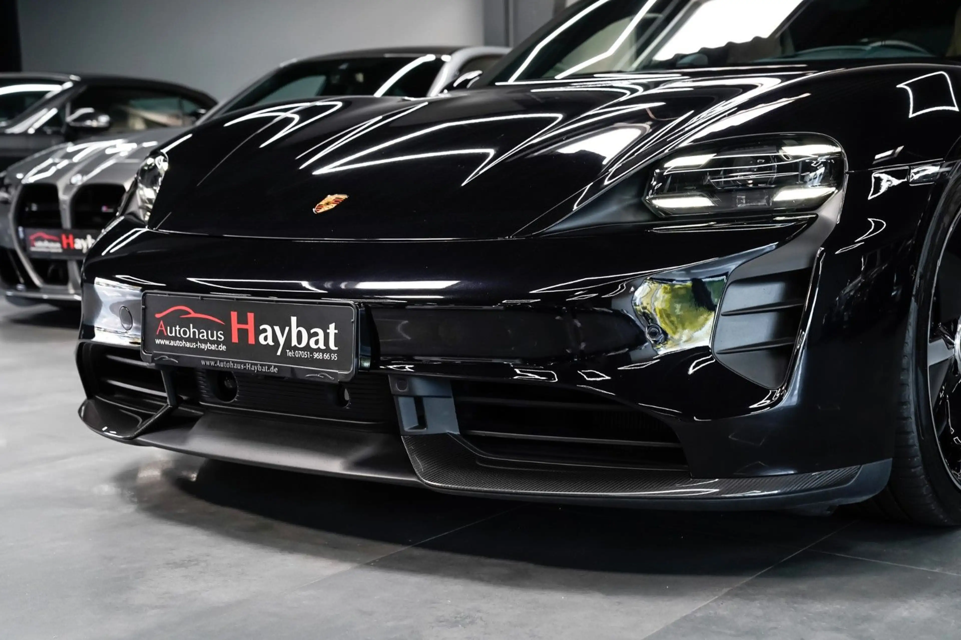 Porsche Taycan Turbo S Carbon-PCCB-Sport Design*VOLL* — photo 4