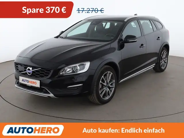 Volvo V60 Cross Country main image
