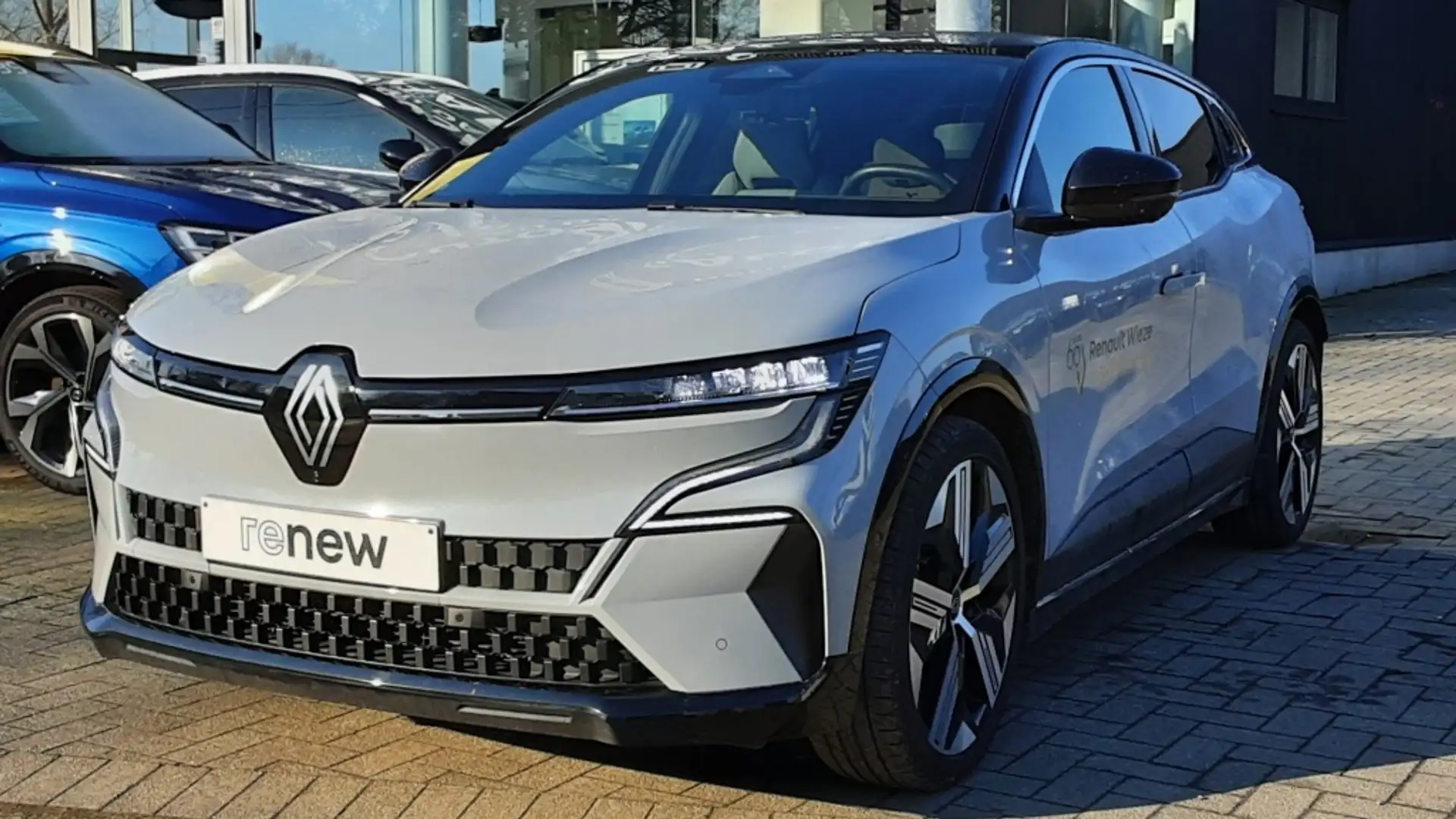 Renault Megane E-Tech Electric EV60 220 Iconic (60 kWh) Optimum Charge Grijs - 1