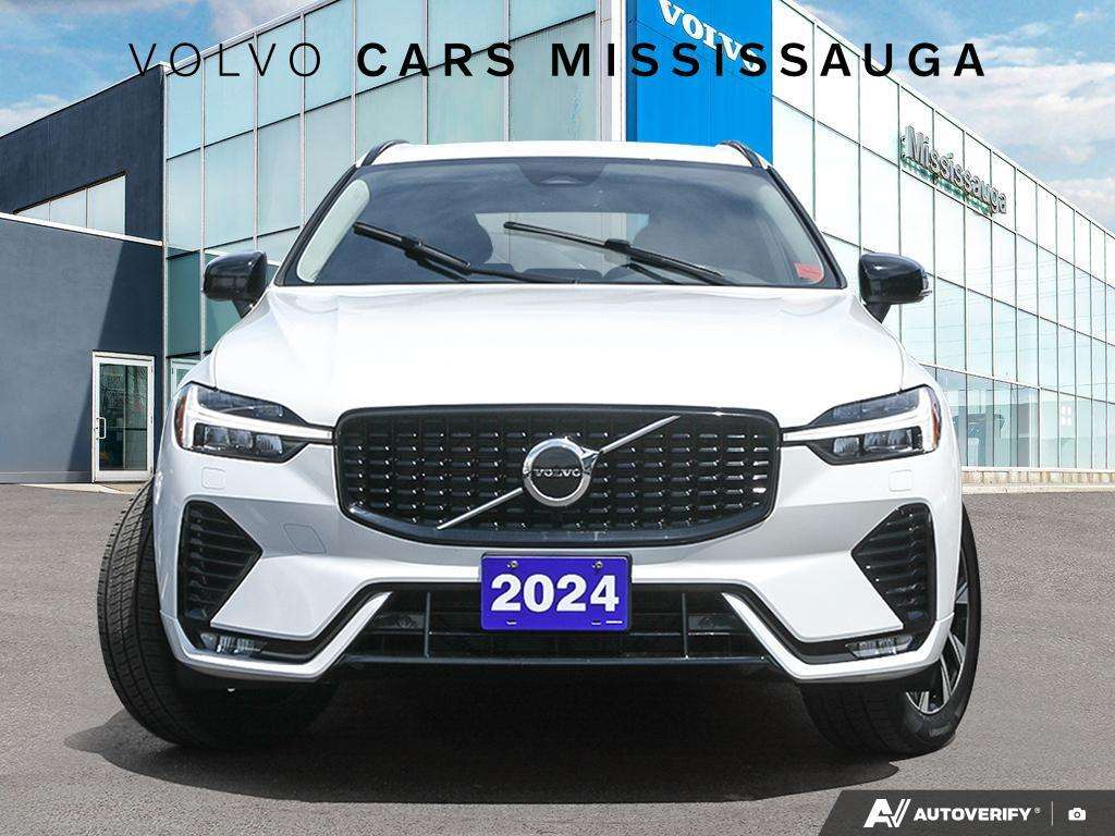 2024 Volvo XC60 Core Dark Theme alt 2