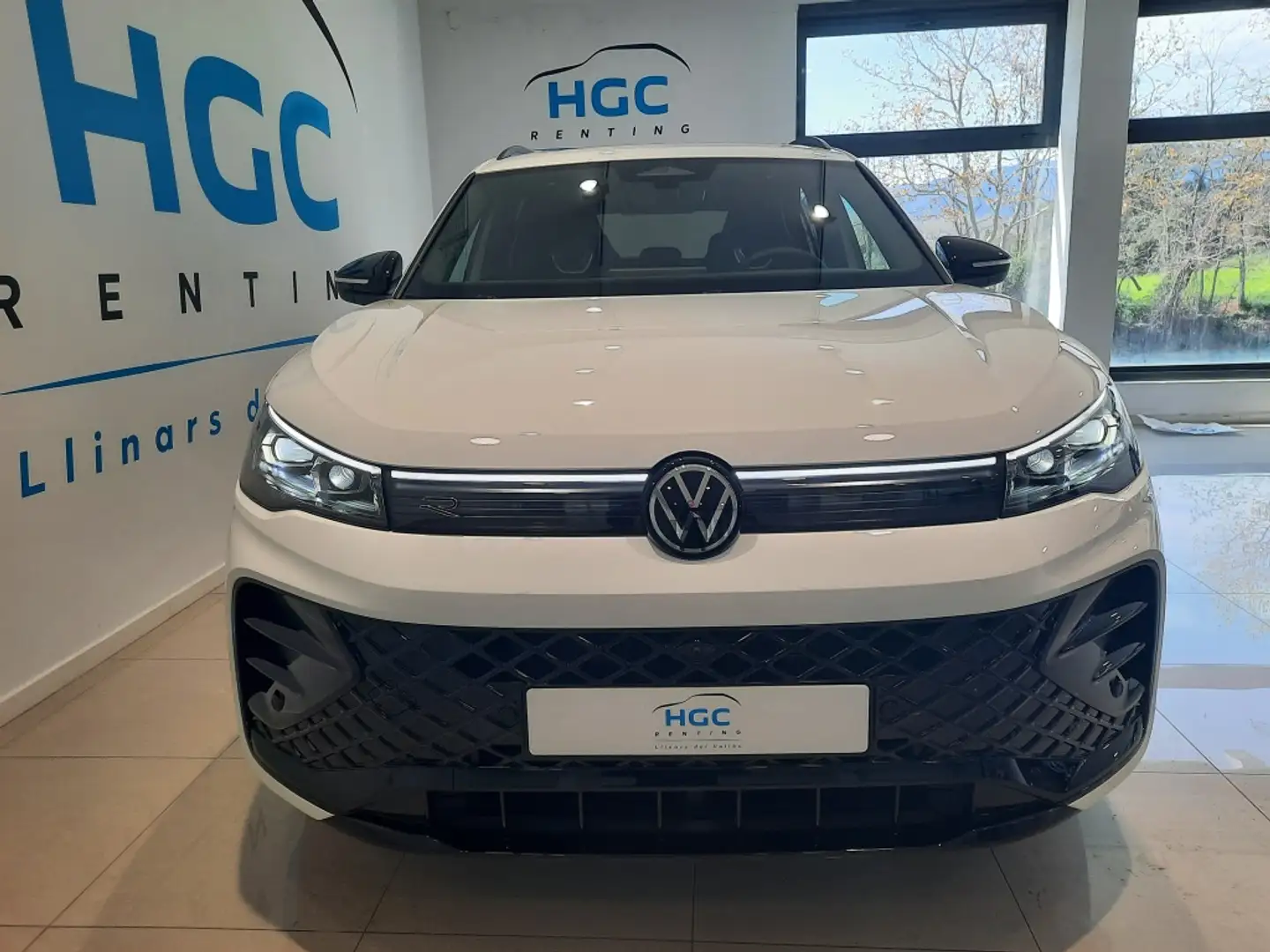 Volkswagen Tiguan 2.0TDI DSG R-Line 110kW Blanco - 2