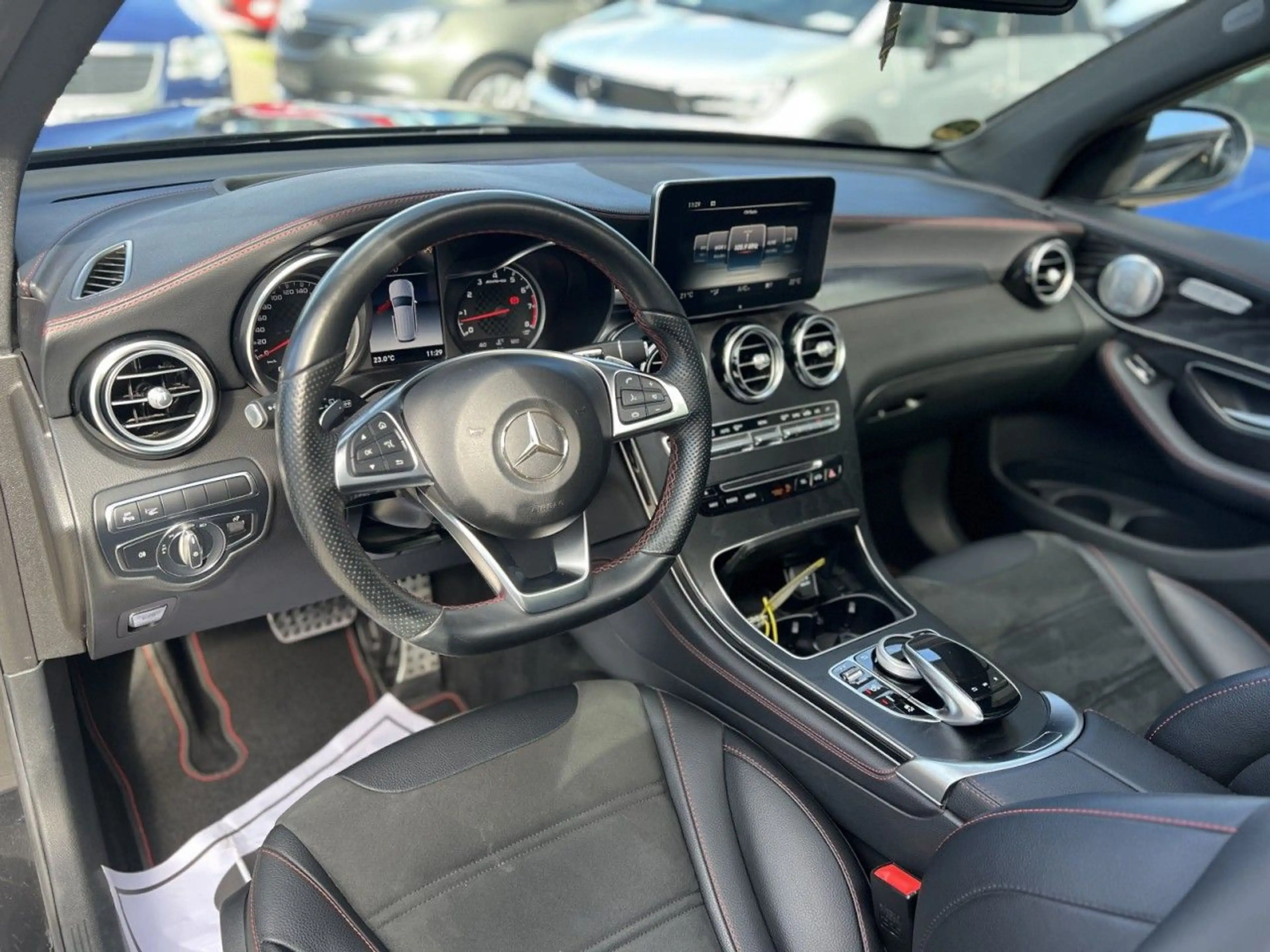 Mercedes-Benz GLC 43 AMG 4Matic*Panorama*Burmester*RFK*20 Zoll — photo 11
