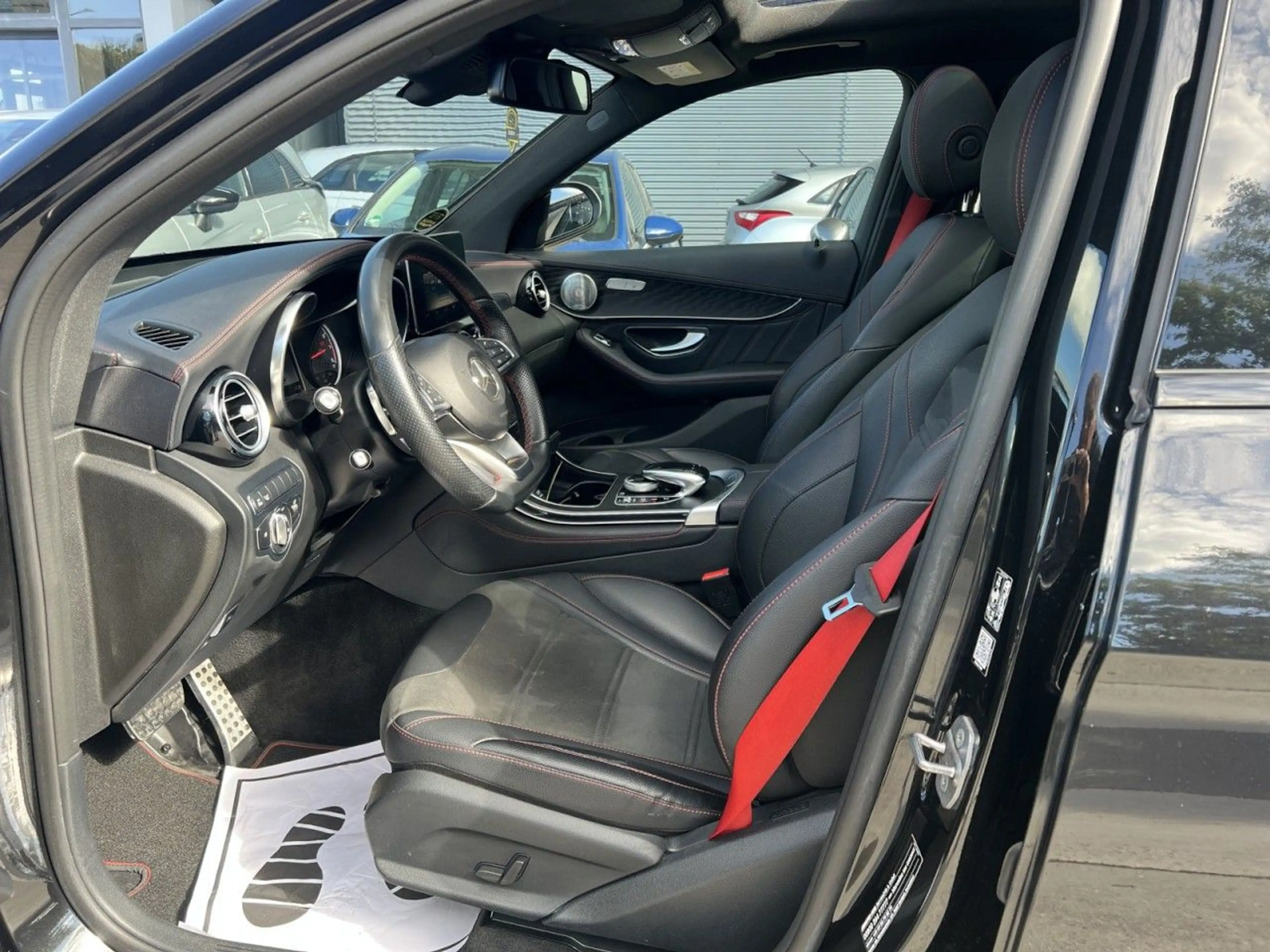 Mercedes-Benz GLC 43 AMG 4Matic*Panorama*Burmester*RFK*20 Zoll — photo 15