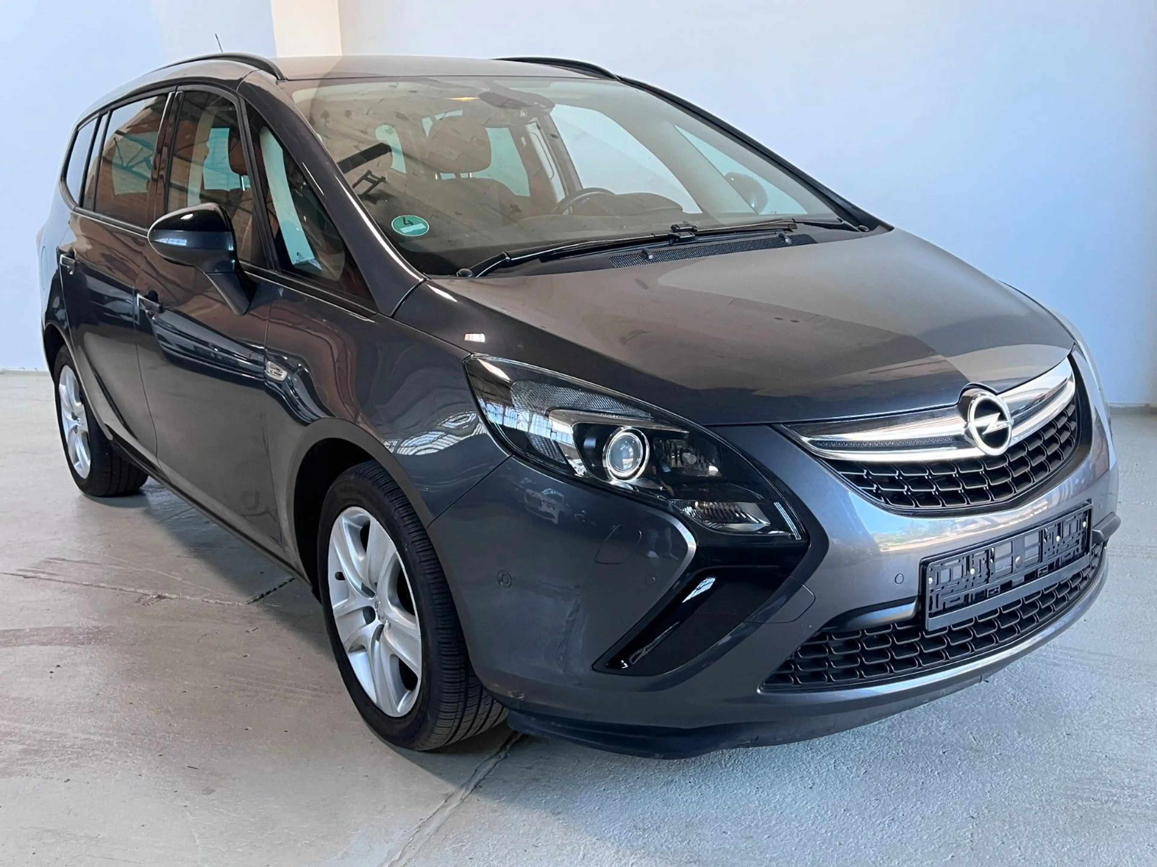 Opel Zafira C Tourer Edition *Automatik* — photo 2