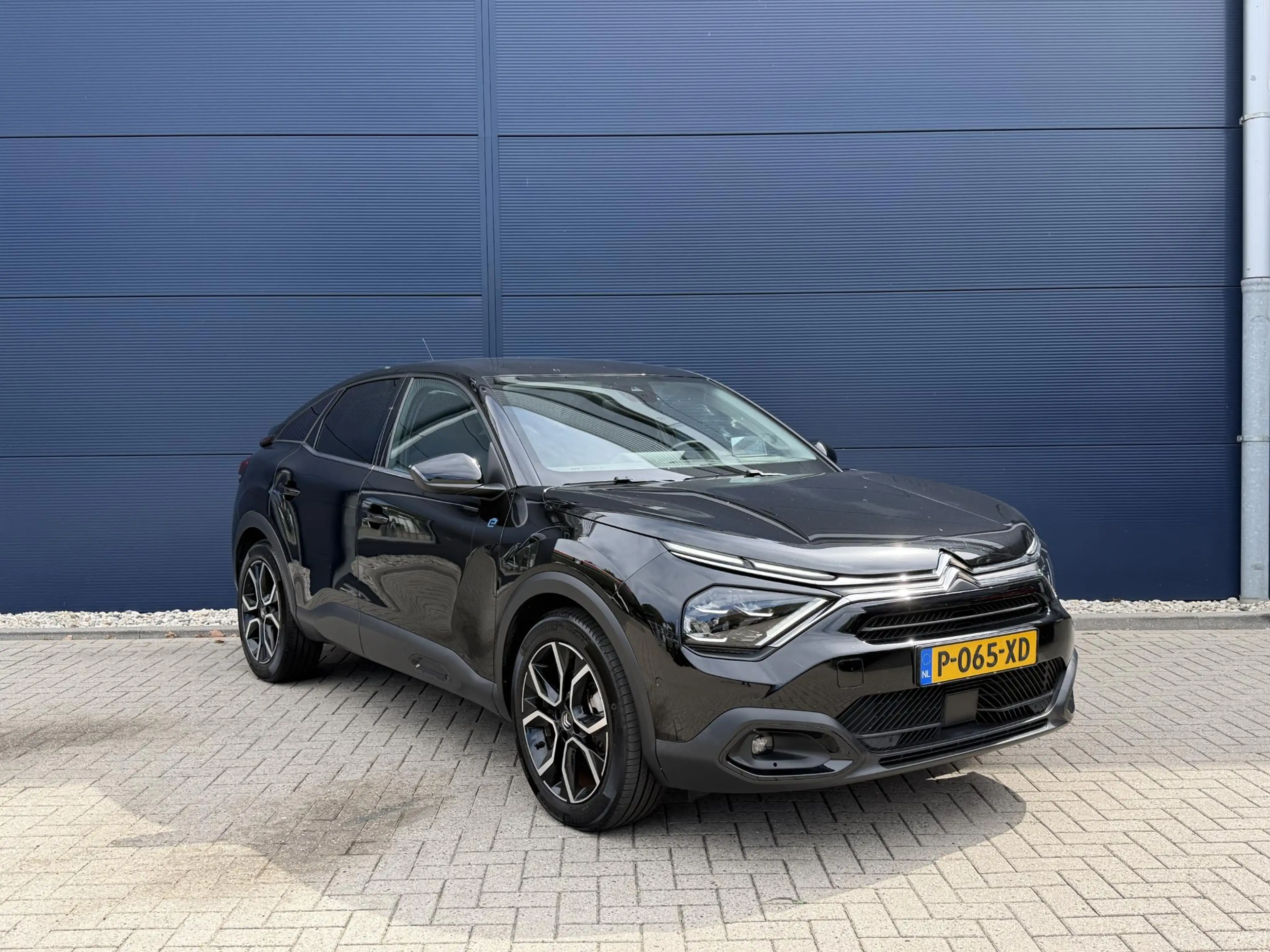 Citroen E-C4 Electric Shine 50 kWh Navigatie | stuur verwarming | stoelv — photo 3