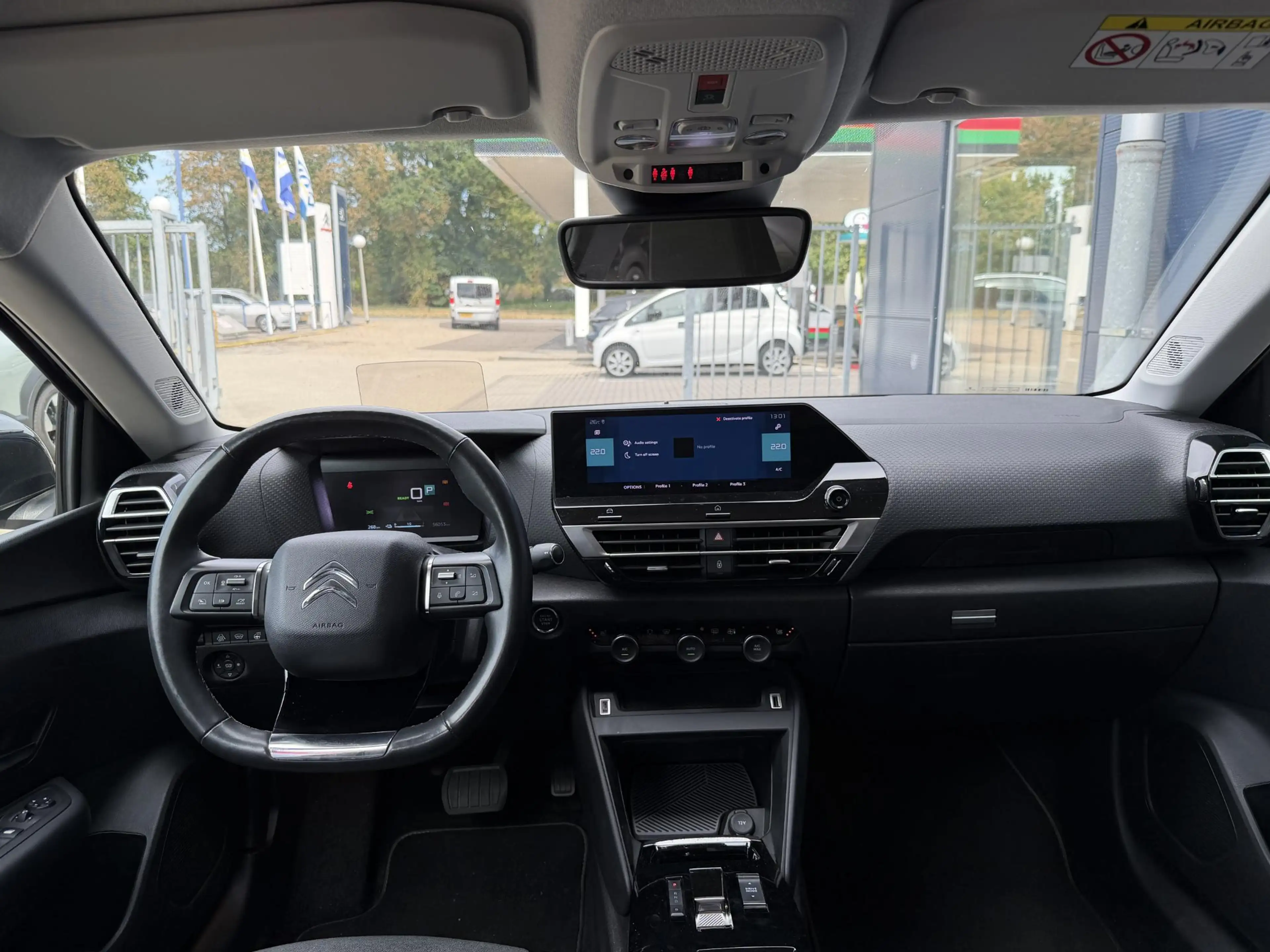 Citroen E-C4 Electric Shine 50 kWh Navigatie | stuur verwarming | stoelv — photo 15
