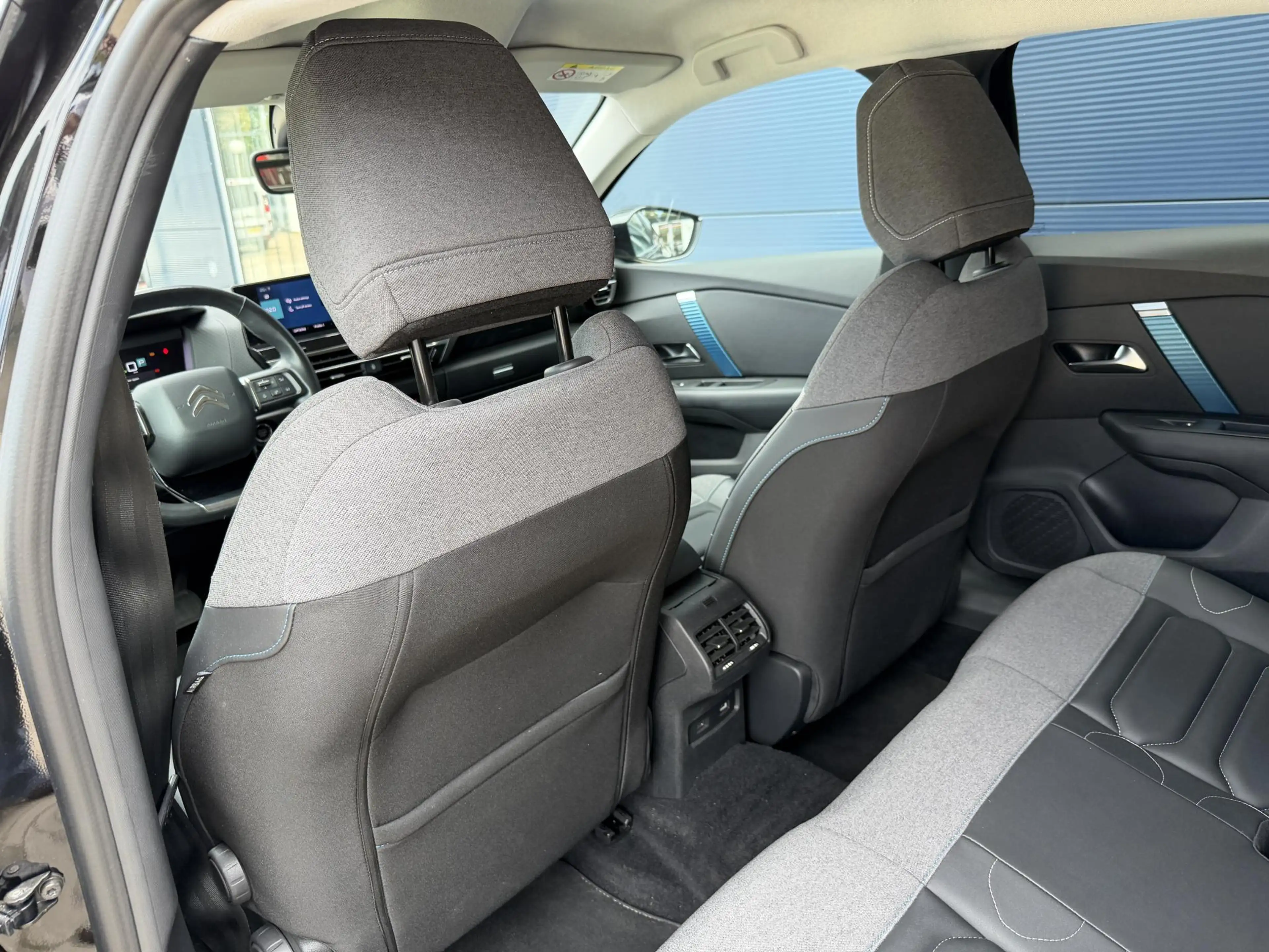 Citroen E-C4 Electric Shine 50 kWh Navigatie | stuur verwarming | stoelv — photo 13