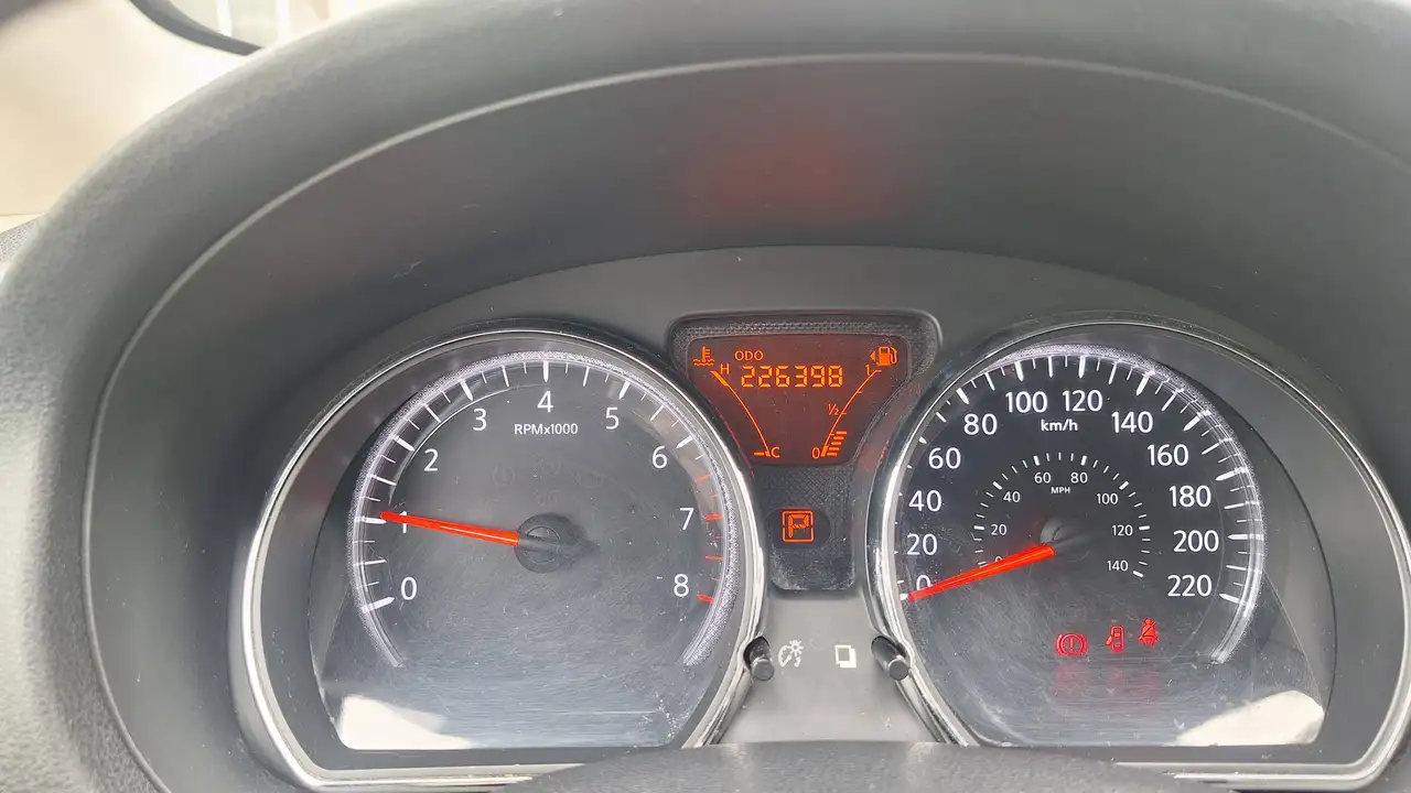 Nissan Note снимка Nissan Note