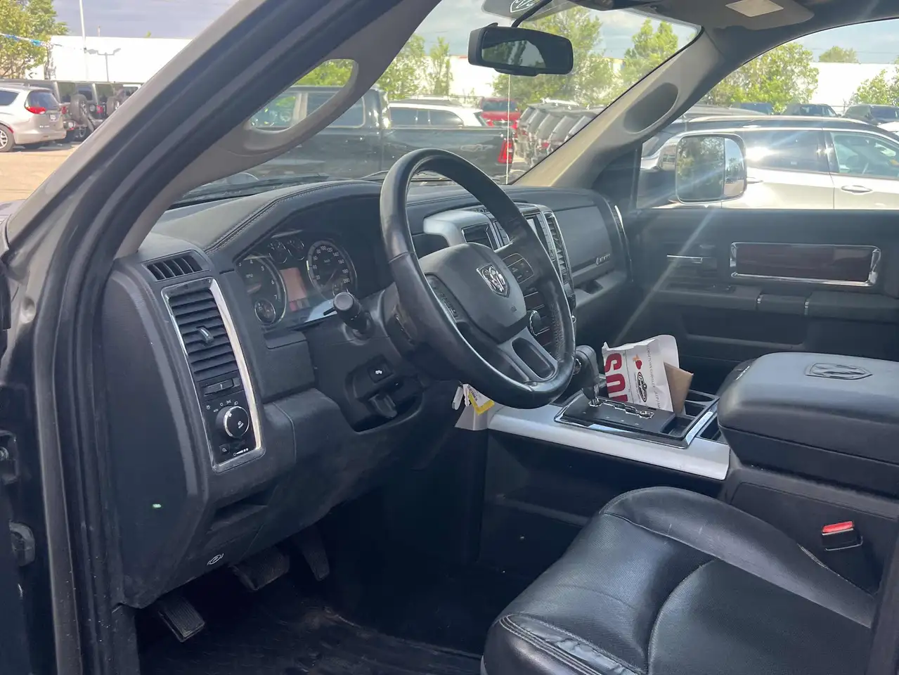 RAM 1500 снимка RAM 1500