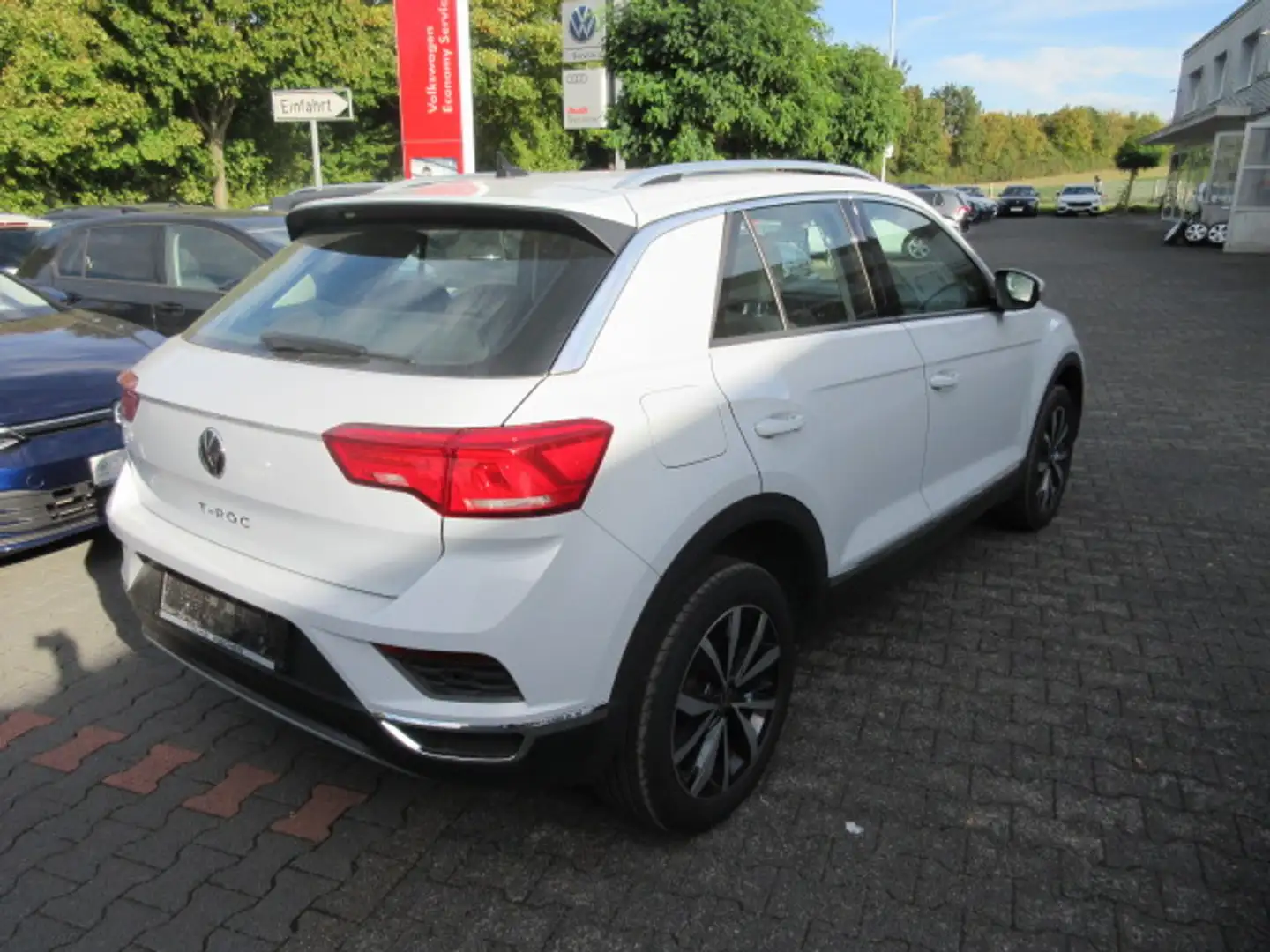 Volkswagen T-Roc Style 2.0 TDI NAVI PANORAMA KAMERA CLIMATRONIC ALU APS SITZHEIZUNG Blanc - 2