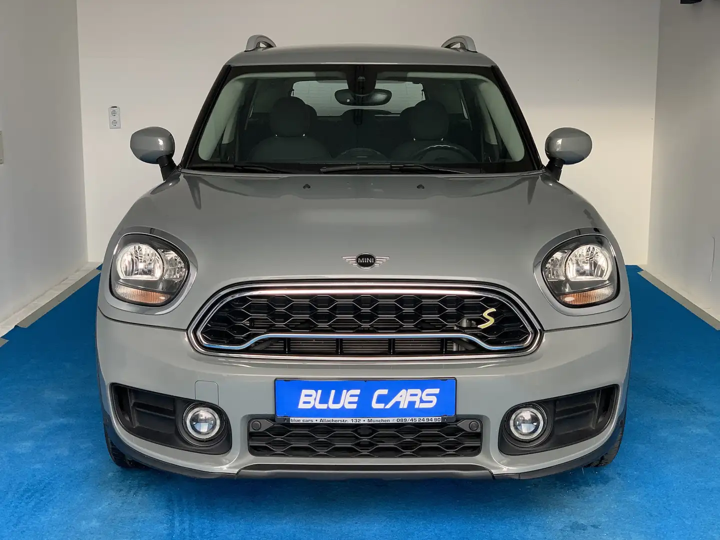 MINI Cooper SE Countryman ALL4 SHZ/Navi/PDC/Carplay Grau - 2