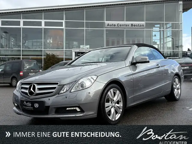 Mercedes-Benz E 250 CGI BlueEfficiency TEMPOMAT/PDC/NAVI/SHZ
