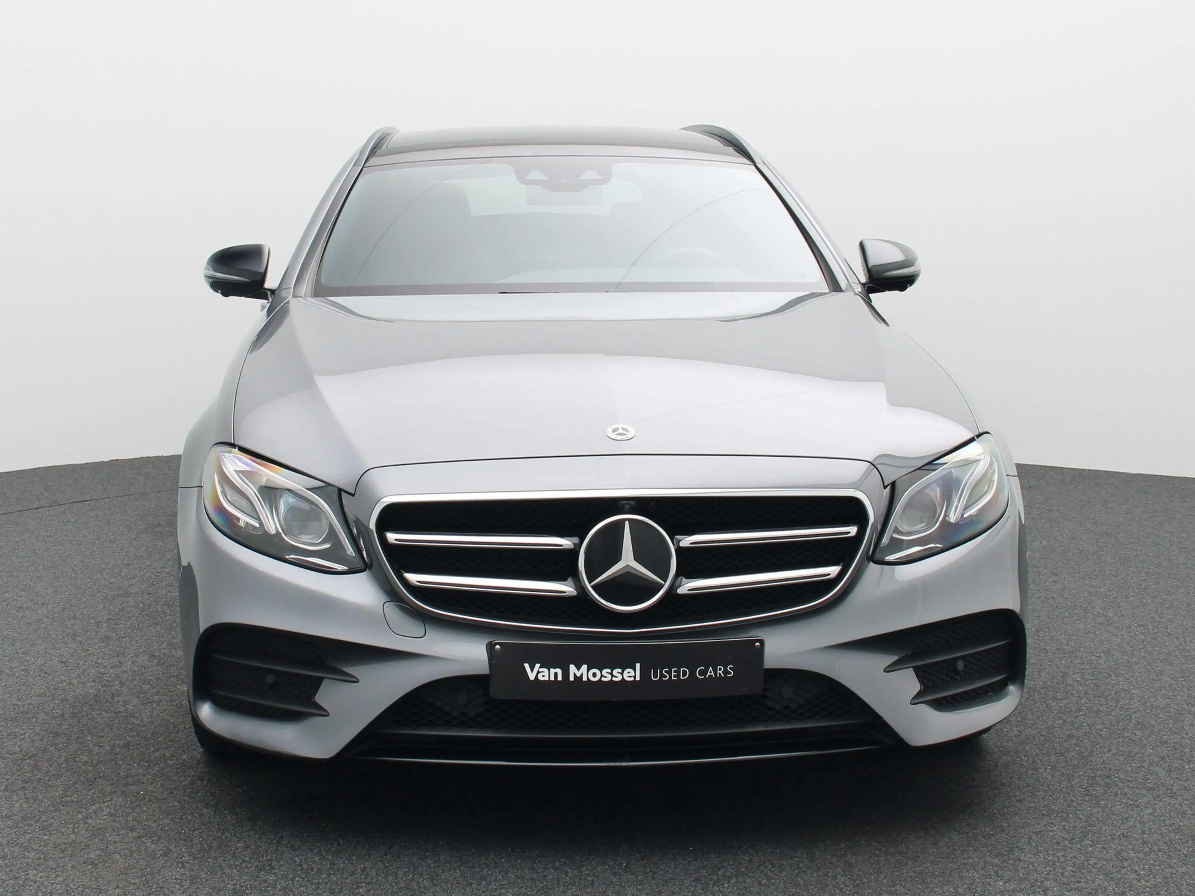 Mercedes-Benz E 300 de AMG Line Break + NAPPA LEDER + PANORAMISCH DAK — photo 3