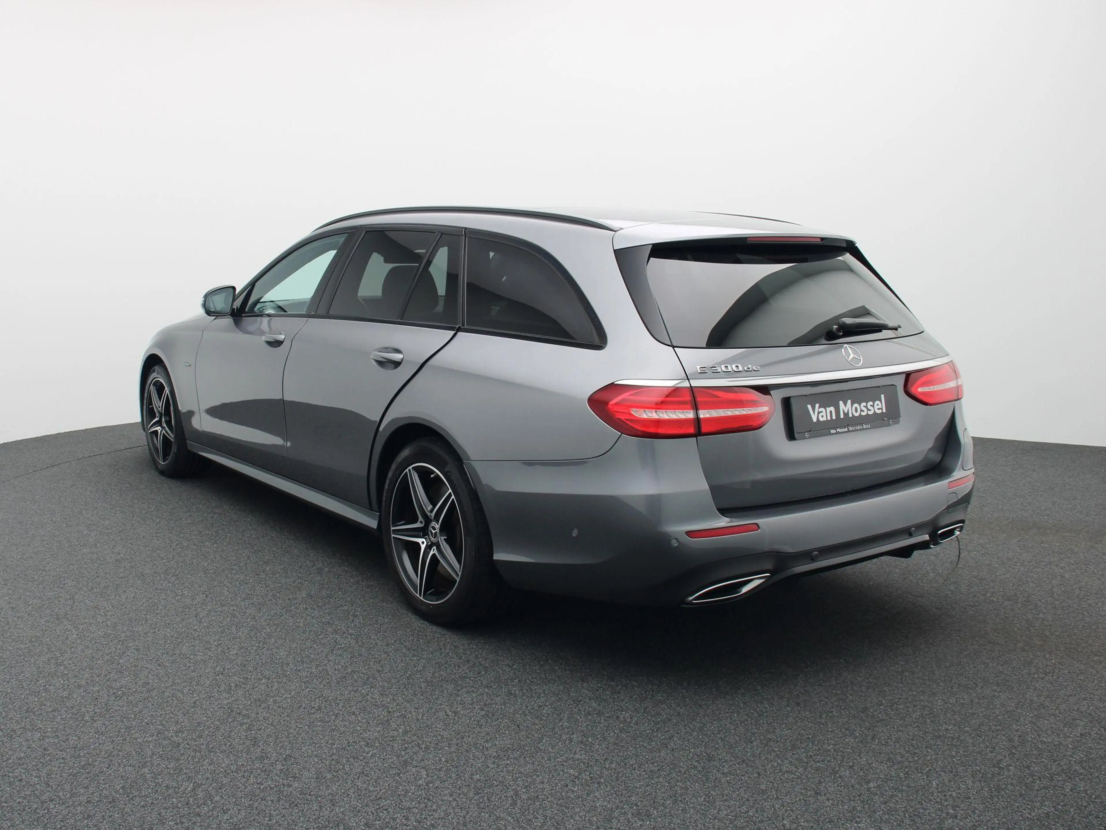 Mercedes-Benz E 300 de AMG Line Break + NAPPA LEDER + PANORAMISCH DAK — photo 2