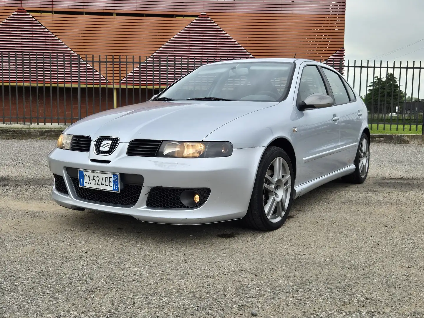 SEAT Leon 1.9 tdi FR - 1