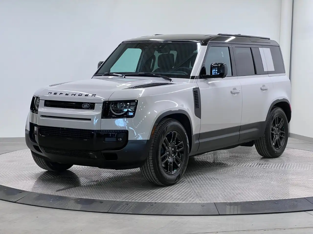 2026 Land Rover Defender