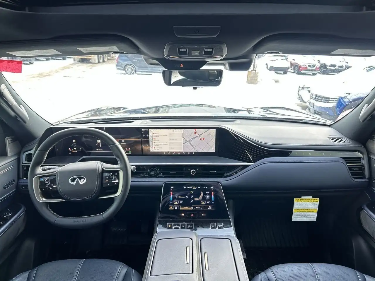 Infiniti QX80 снимка Infiniti QX80