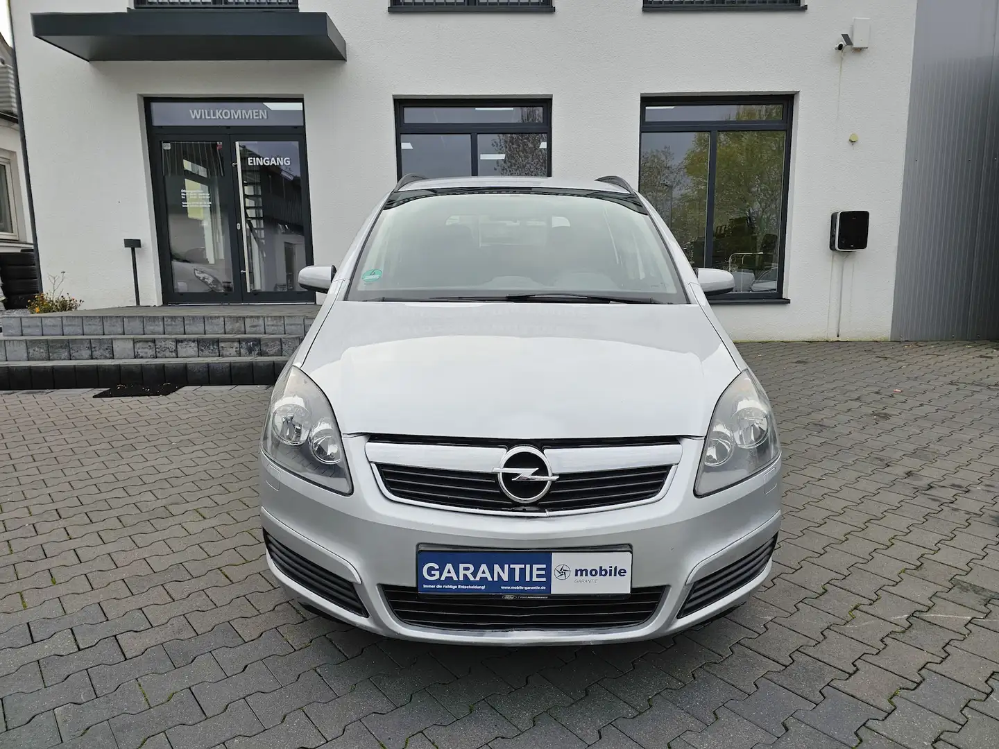 Opel Zafira 1.8 Edition KLIMA 7 Sitzer Tempomat AHK Grau - 2
