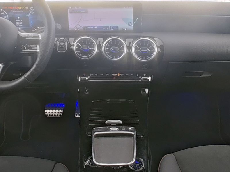 Mercedes-Benz A 250 e Limo AMG+AHK+MultiLED+TOTWINKEL+KAMERA — photo 7