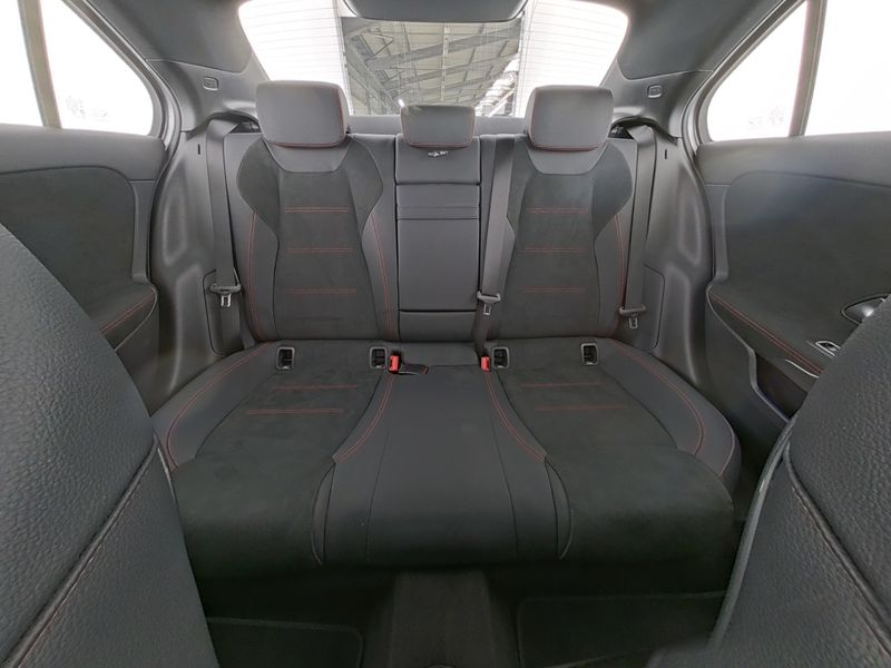 Mercedes-Benz A 250 e Limo AMG+AHK+MultiLED+TOTWINKEL+KAMERA — photo 4