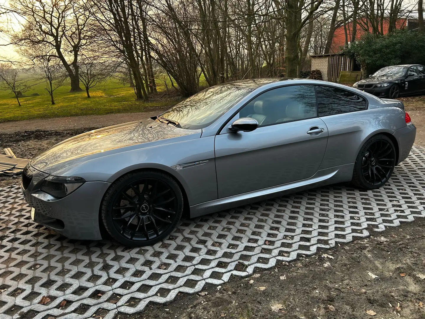 BMW M6 Argintiu - 2