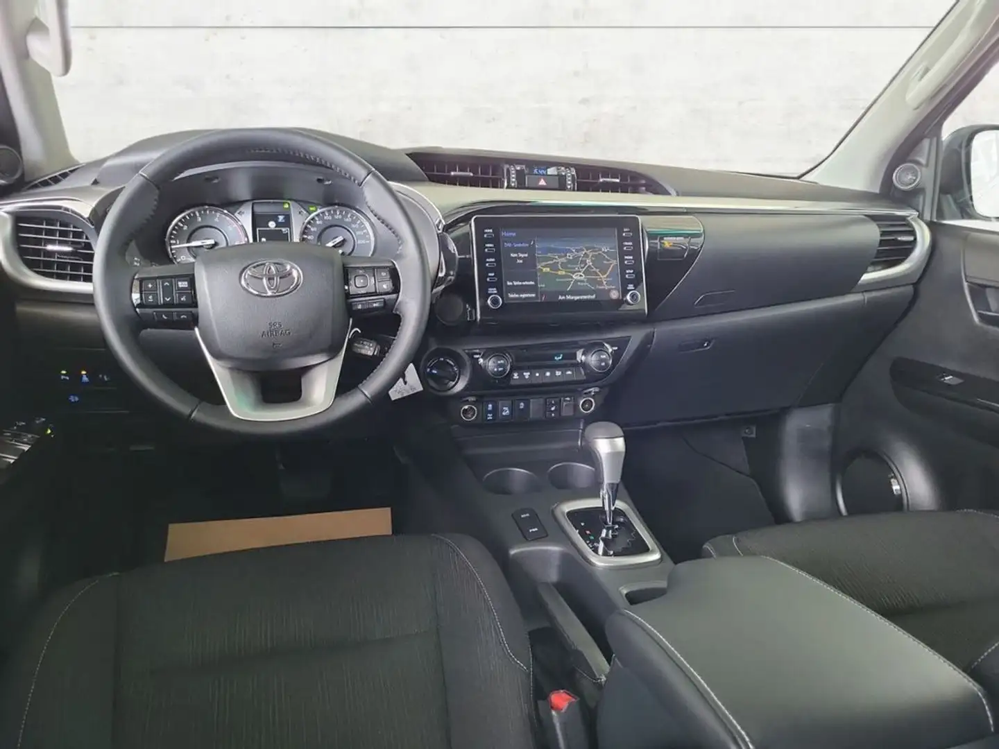 Toyota Hilux 2.8 D 4WD 4 porte Double Cab Comfort Argento - 1