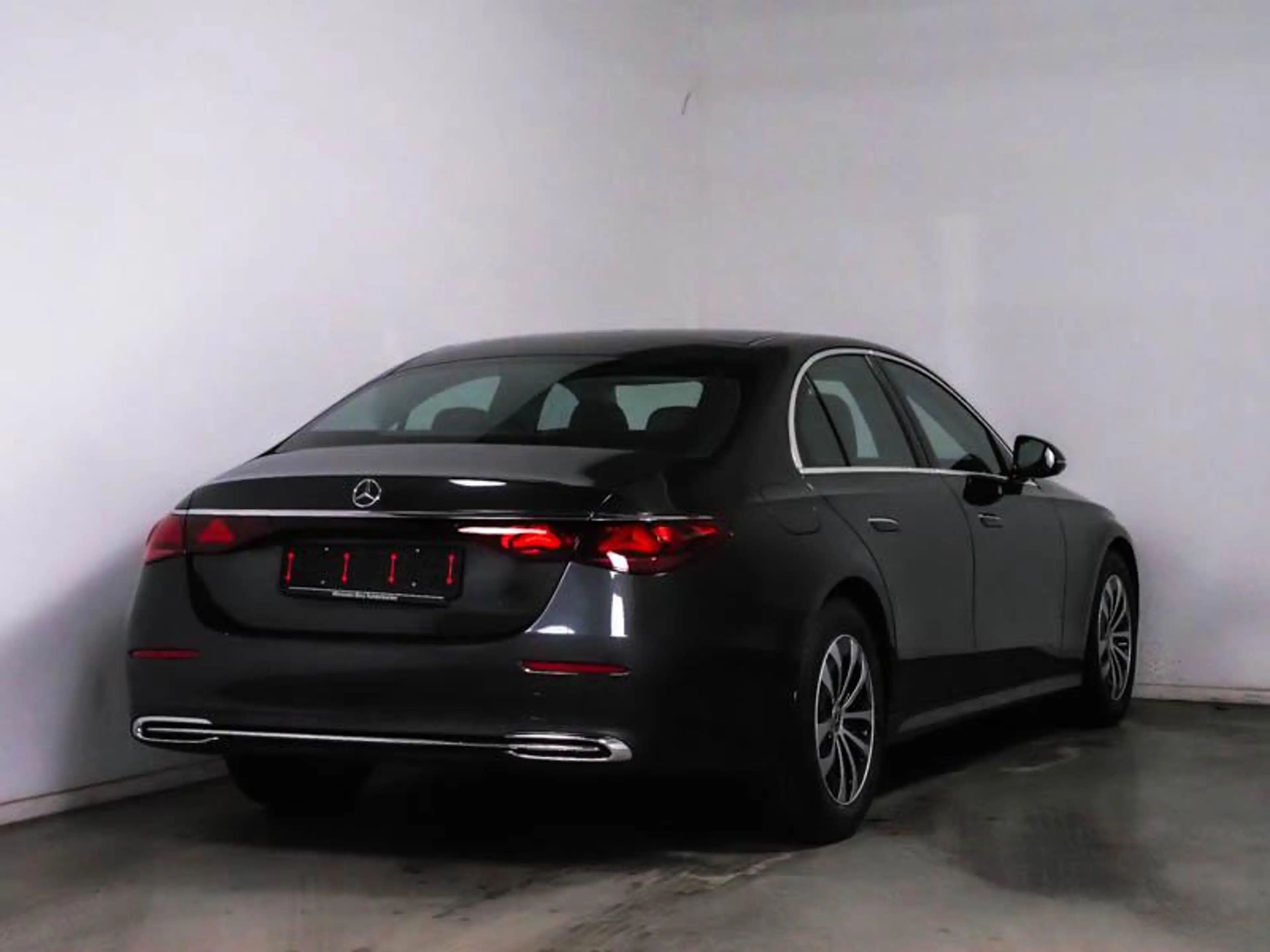 Mercedes-Benz E 220 d Berline Business Line | Trekhaak | Distronic | D — photo 3