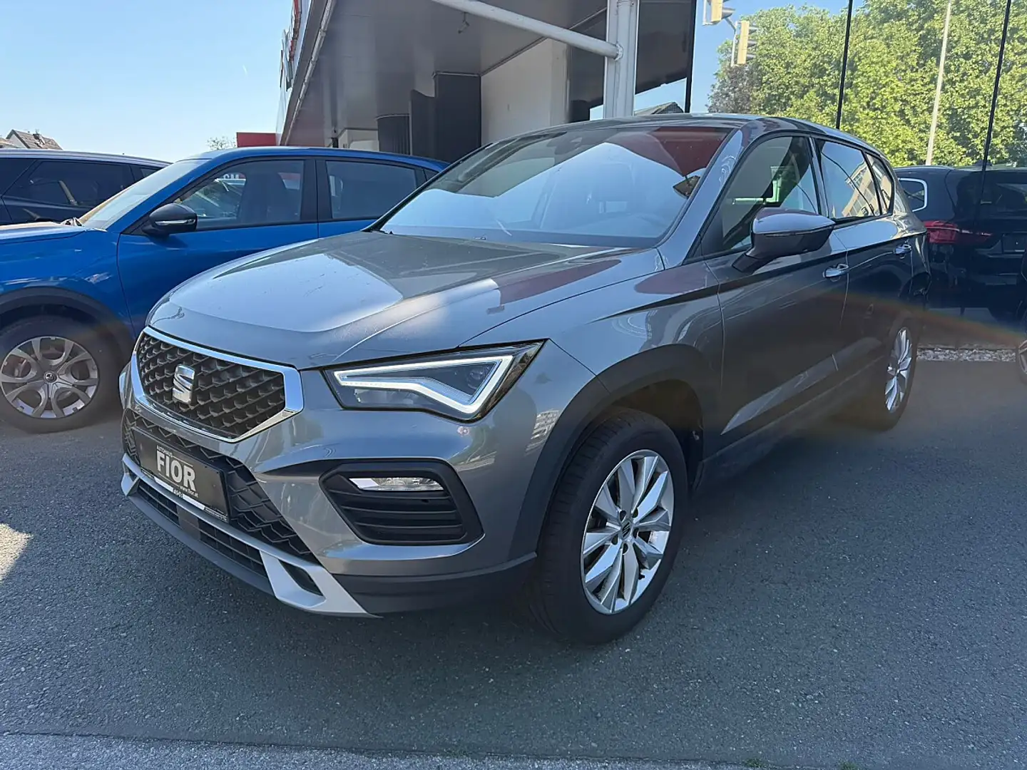 SEAT Ateca 1,0 Style TSI (G2911) Grau - 1