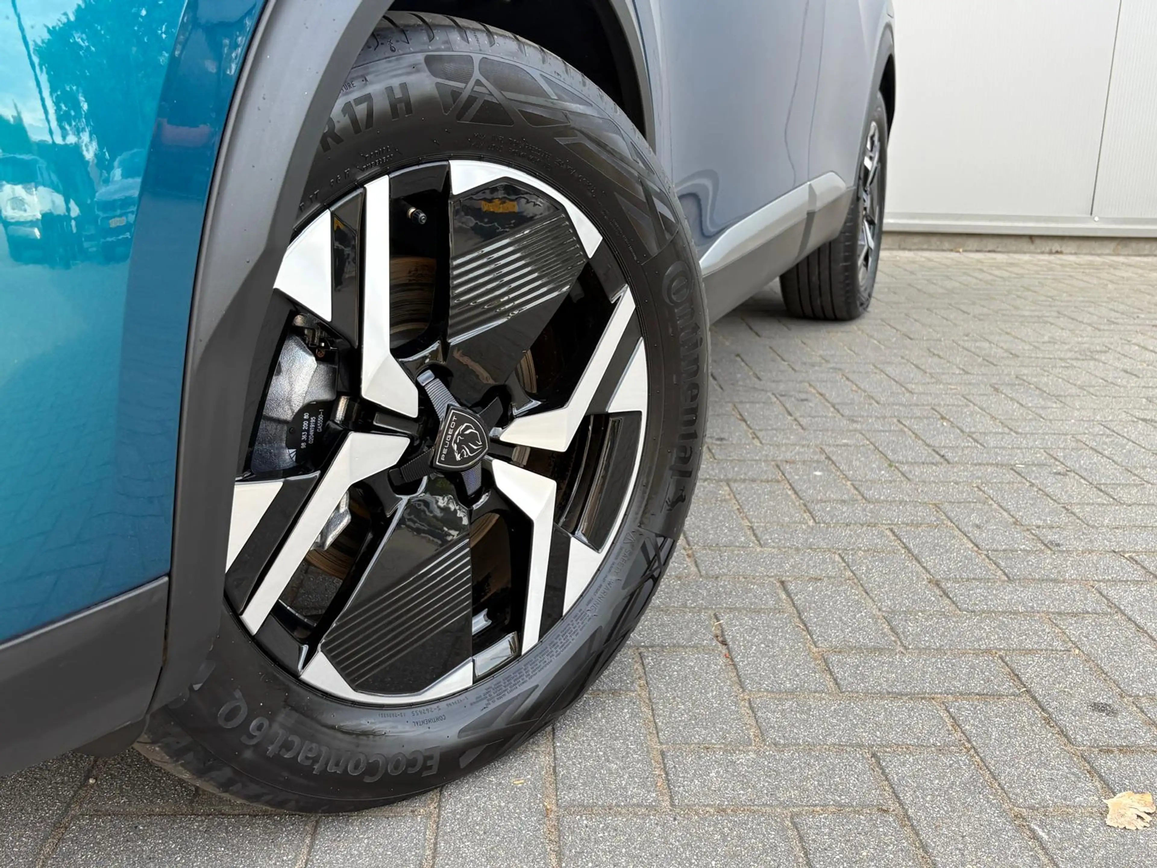 Peugeot e-2008 EV Allure 54 kWh Parkeerhulp/Carplay-Android-auto/ — photo 28