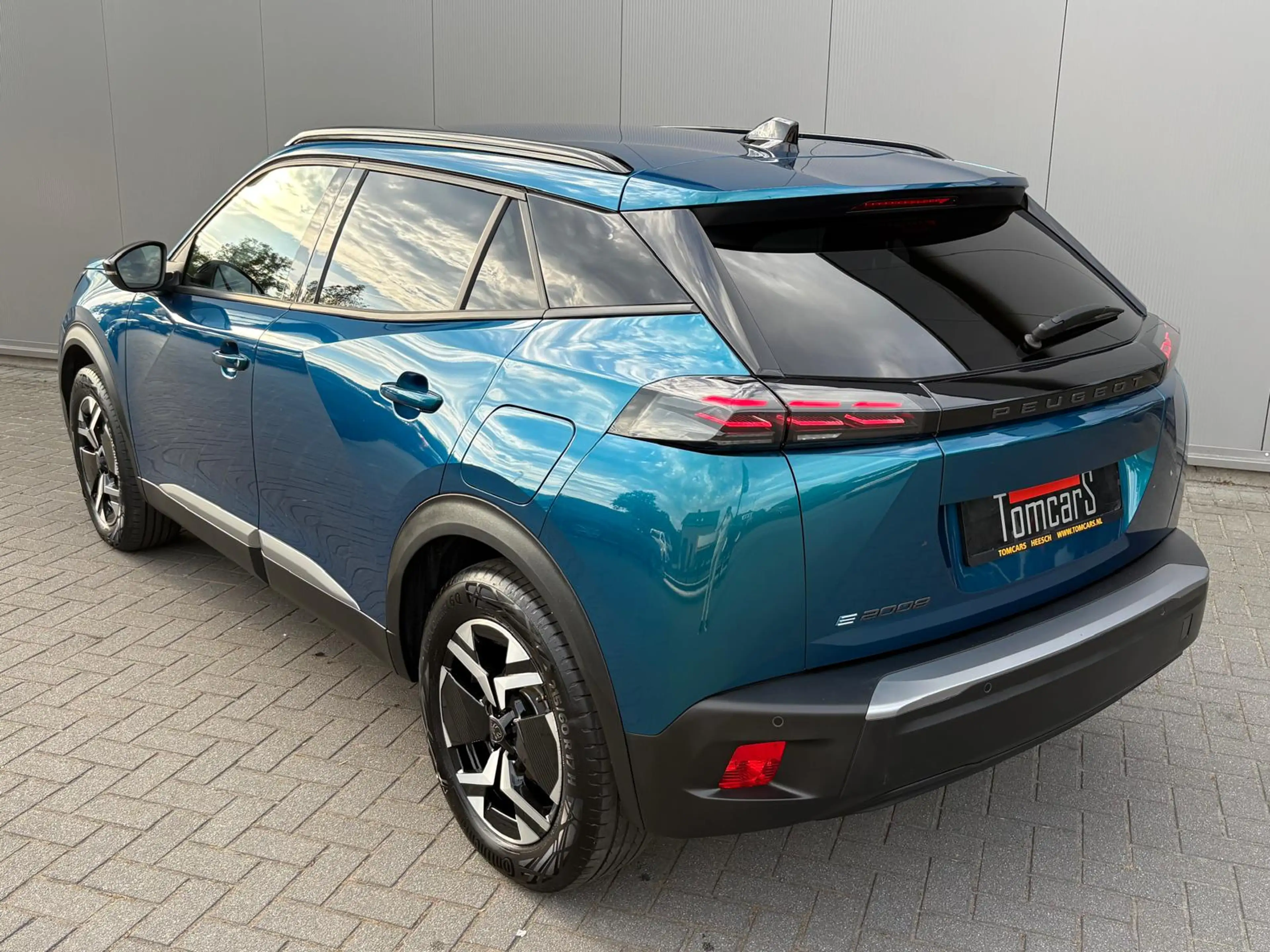 Peugeot e-2008 EV Allure 54 kWh Parkeerhulp/Carplay-Android-auto/ — photo 4