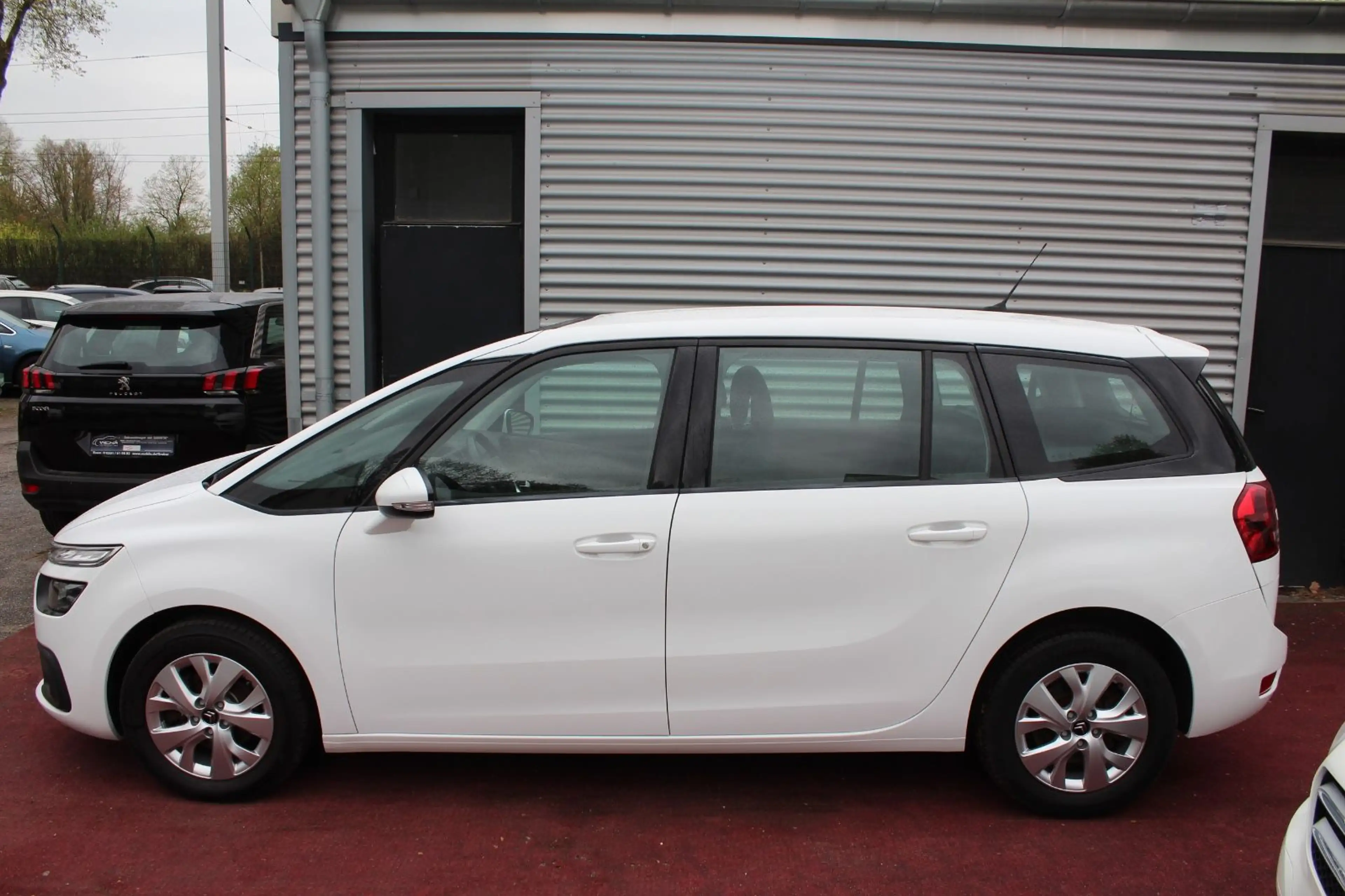 Citroen Grand C4 Picasso GRAND C4 SPACETOURER LIVE PACK KLIMA NAVI 7.SITZ — photo 4