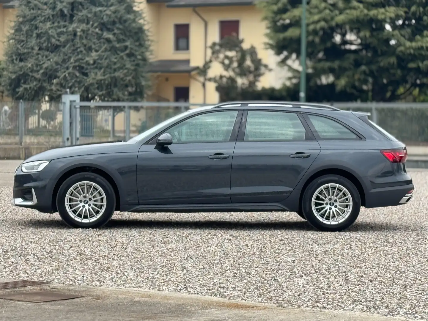 Audi A4 allroad 40 TDI Quattro Business Evolution ACC VIRTUAL COC Grijs - 2