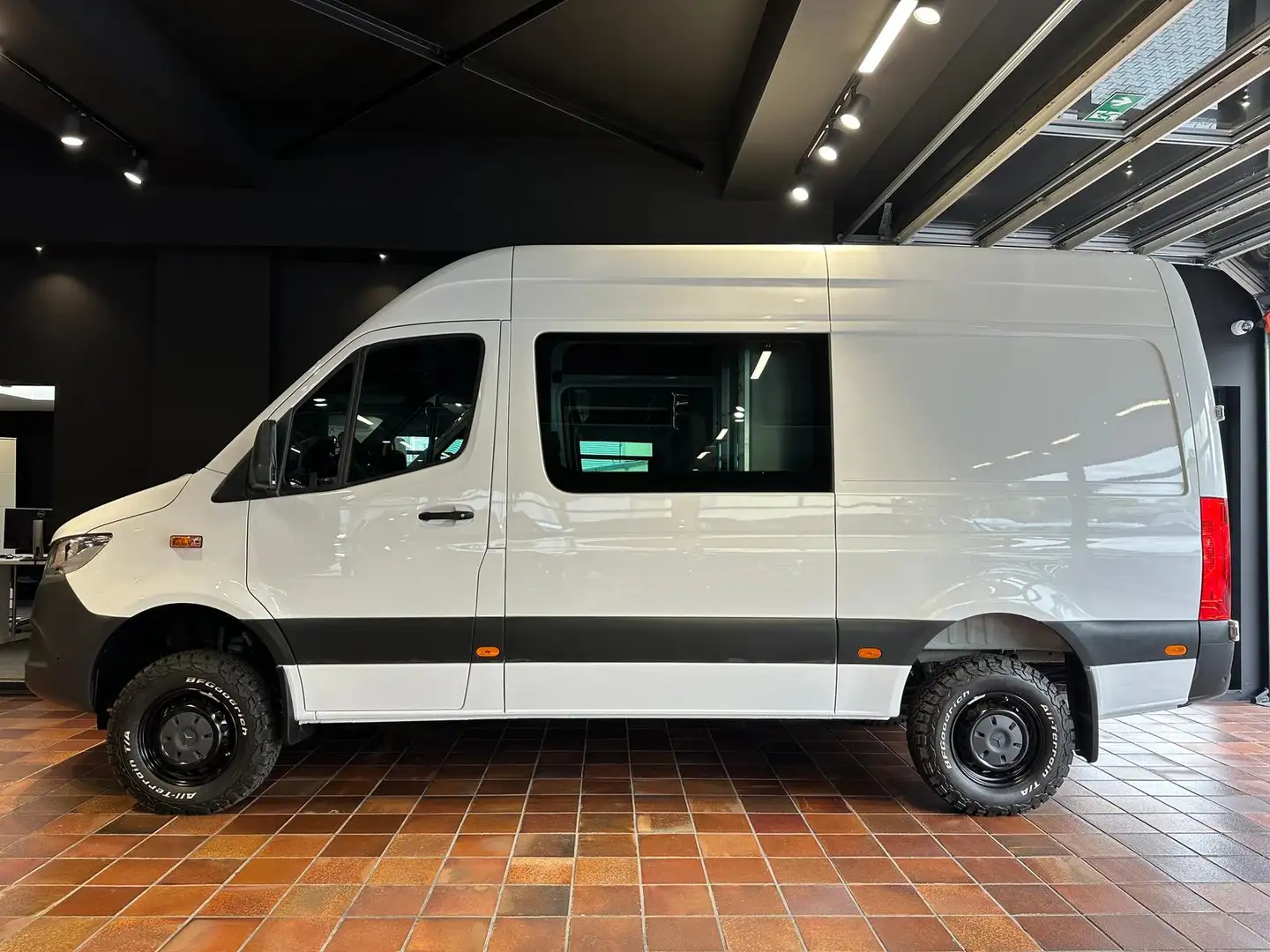 Mercedes-Benz Sprinter ALLRAD SPRINTER 314 4X4 L2H2 MIXTO 6SITZE AHK2,8T Wit - 2