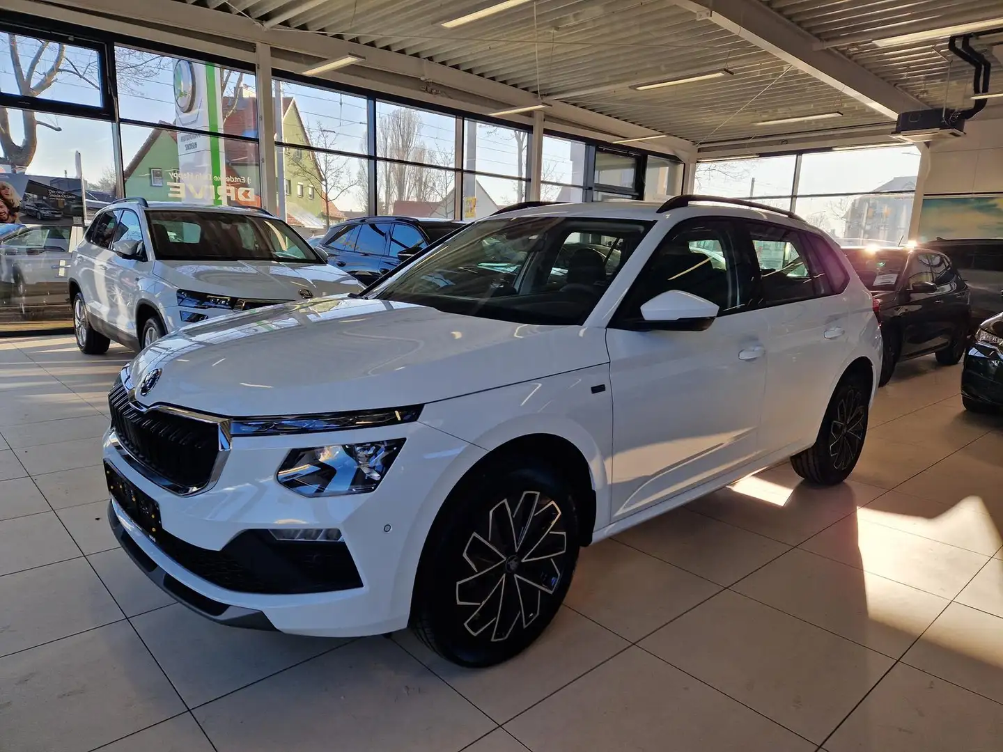 Skoda Kamiq 1.0 TSI#Tour#DSG Weiß - 2