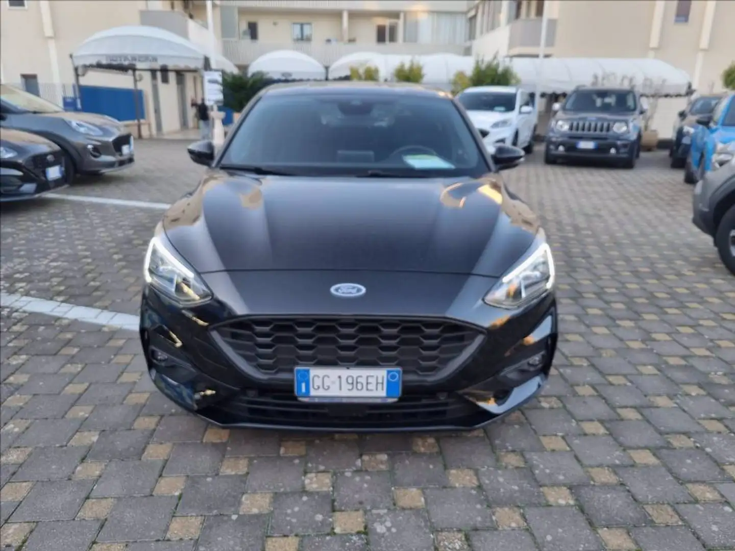 Ford Focus 1.0 ecoboost h ST-Line s&s 125cv my20.75 Zwart - 2