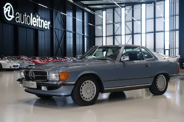 Mercedes-Benz 300 SL Roadster R107 origineel 93.298 km
