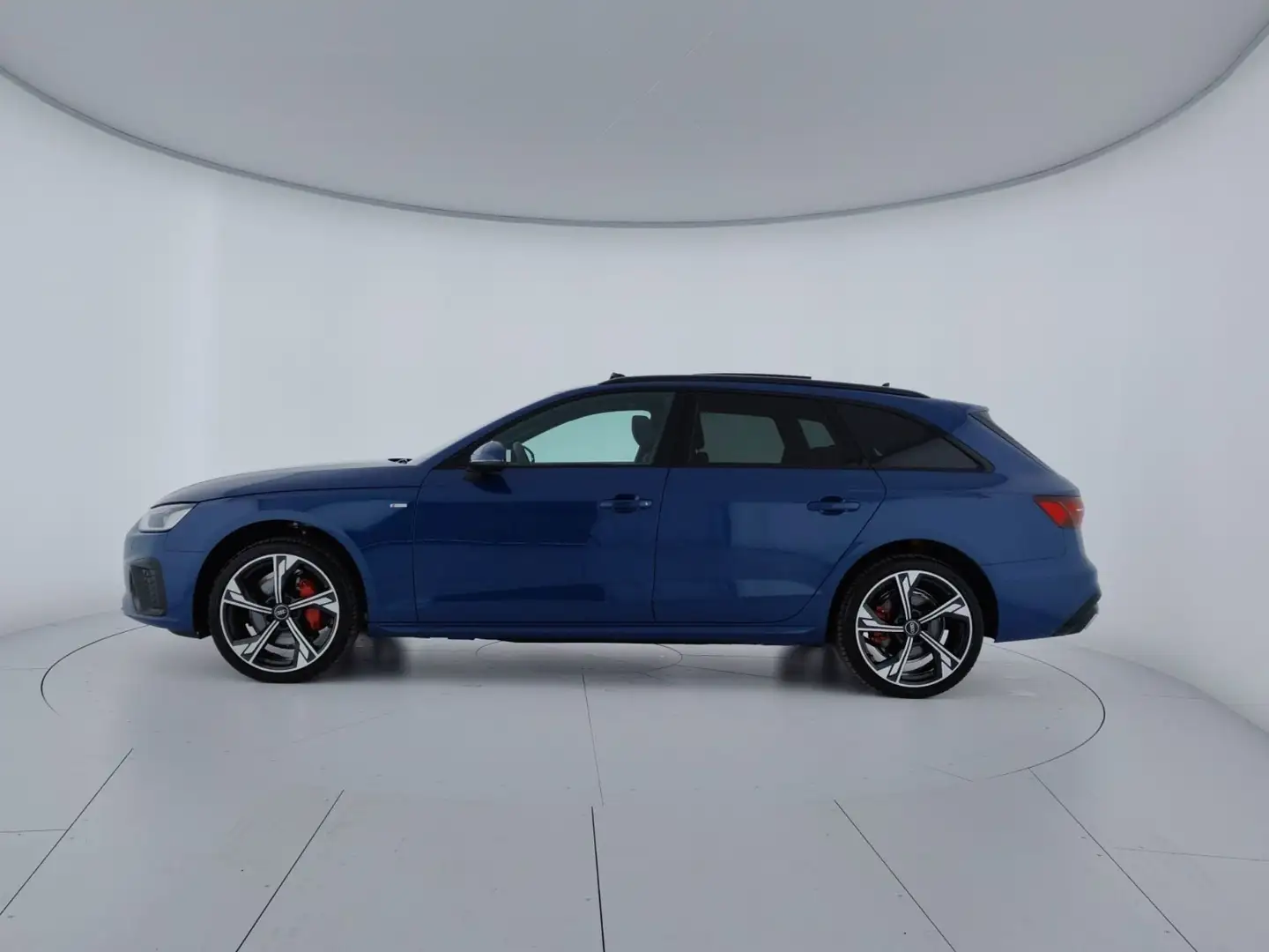 Audi A4 Avant 40 TDI quattro S tronic S line edition - Co - 2