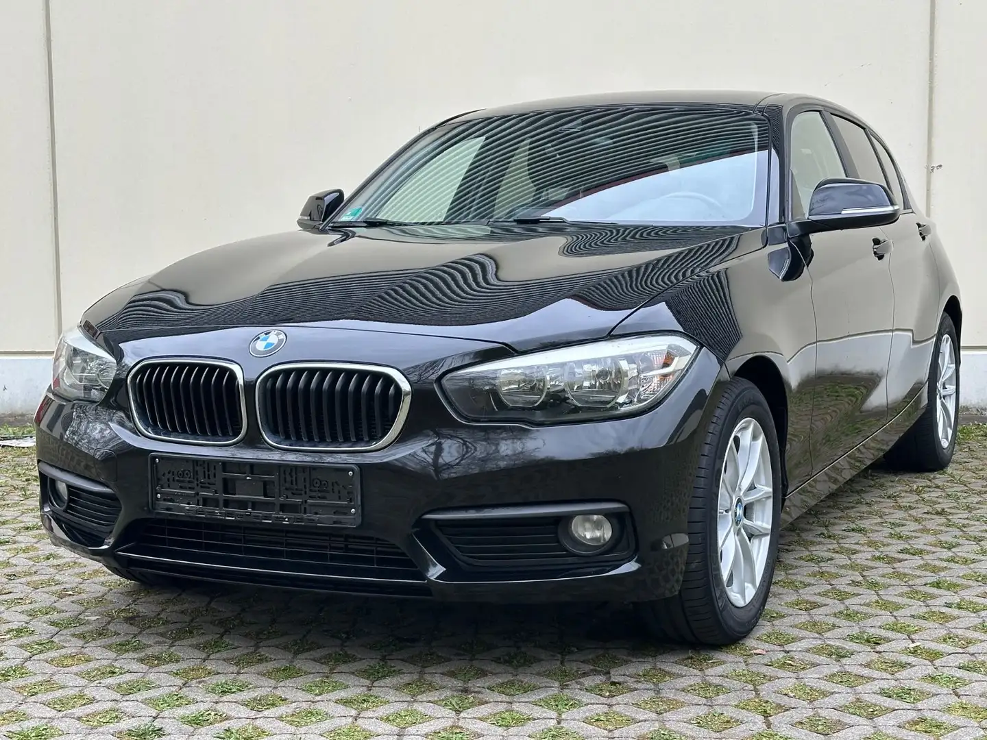 BMW 116 d | Advantage | Navi | SHZ | Schwarz - 1