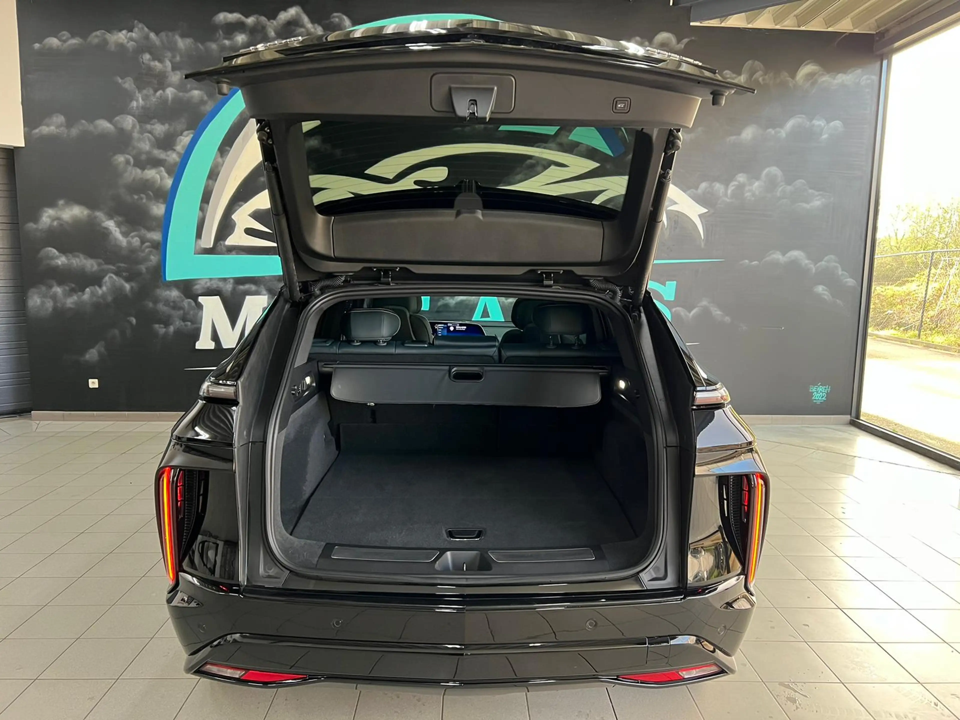 Cadillac Lyriq Sport 528PK — photo 14