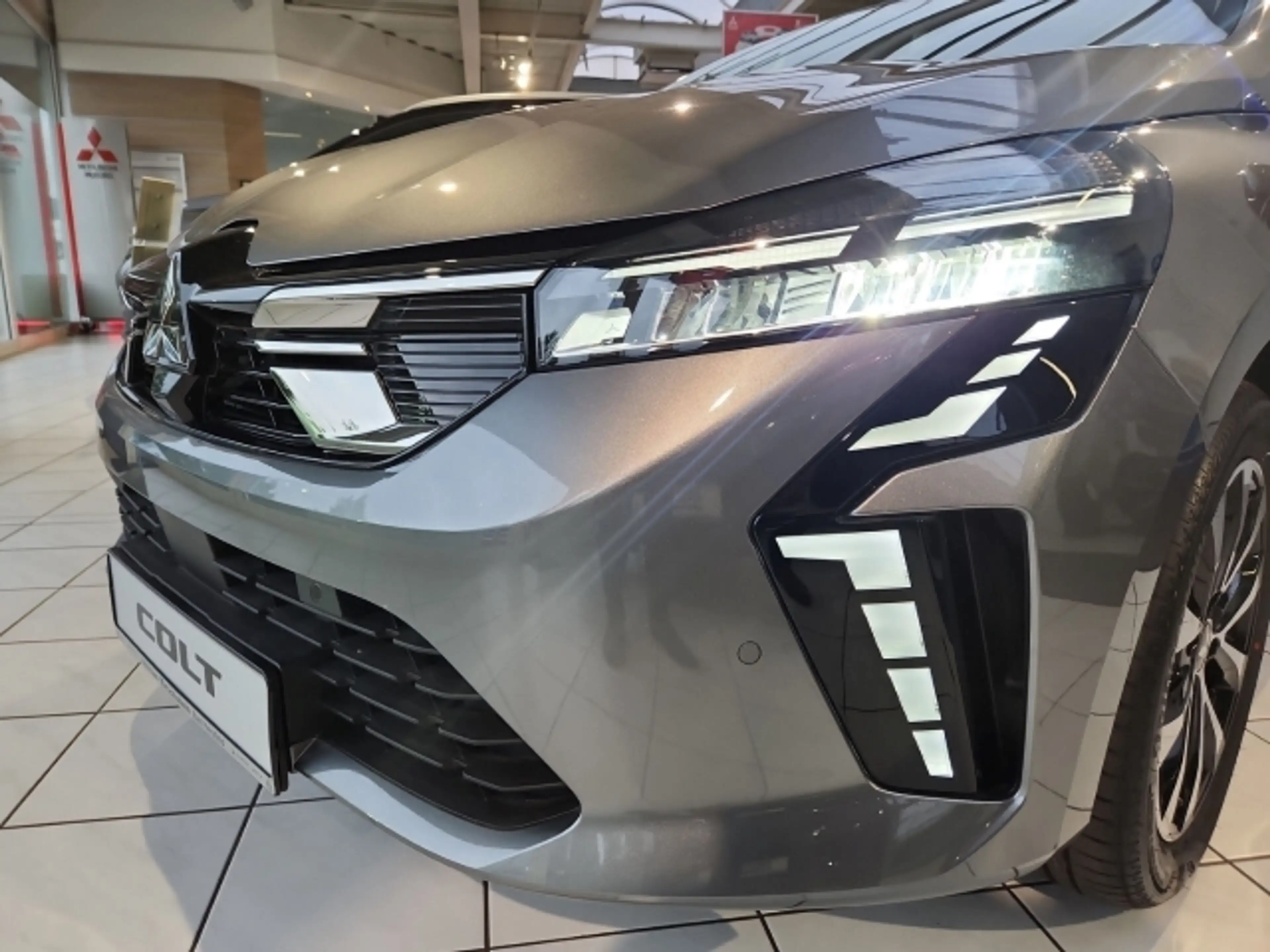 Mitsubishi Colt Plus 1.0 Turbo Neues Modell 2026 PDC Sitzh. — photo 6