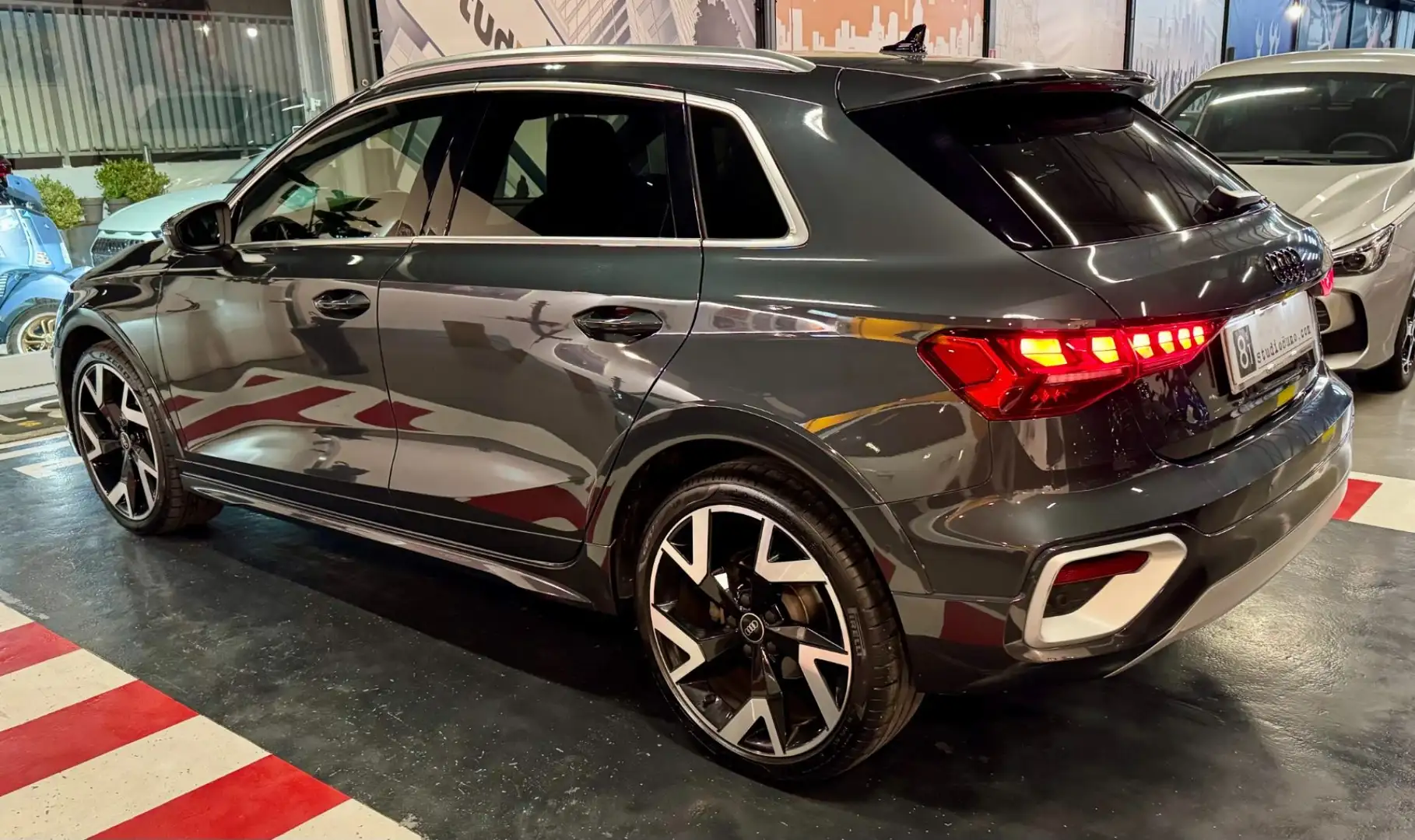 Audi A3 allstreet 35 TFSI S tronic Business Advanced Gris - 2