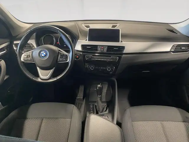 BMW X1 view 6