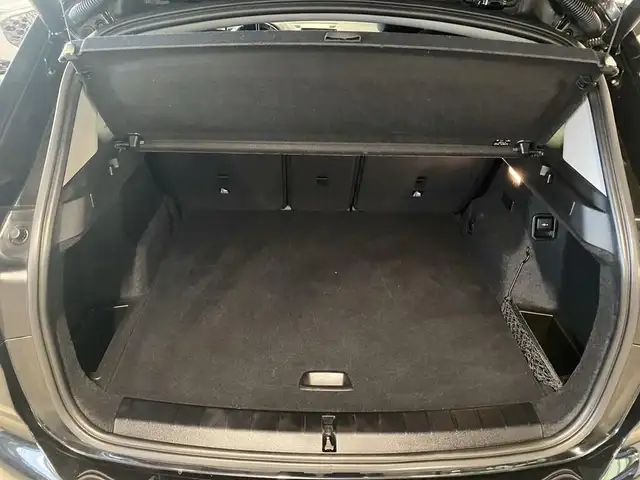 BMW X1 view 9