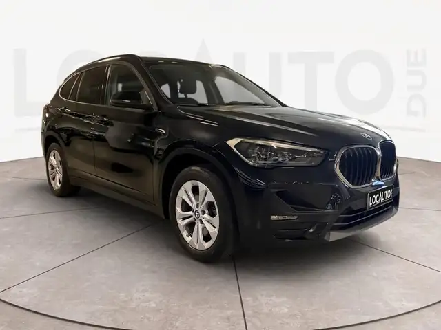 BMW X1 view 3