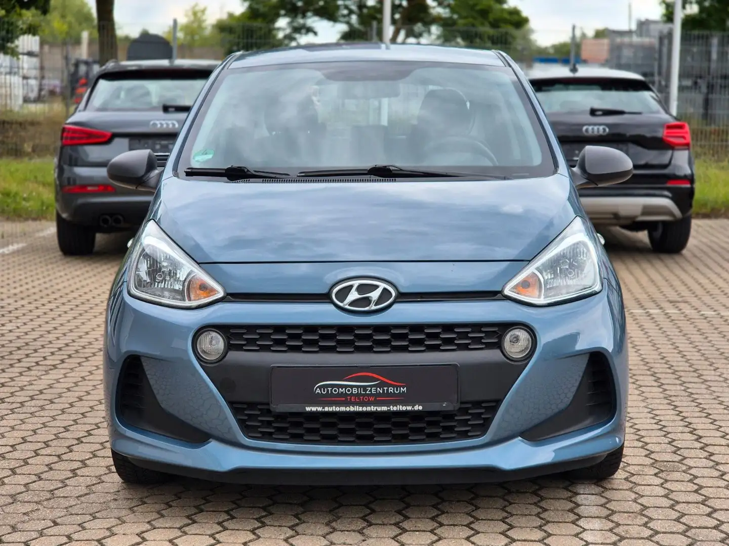 Hyundai i10 Hyundai i10 Select Automatik *Klima Bleu - 2